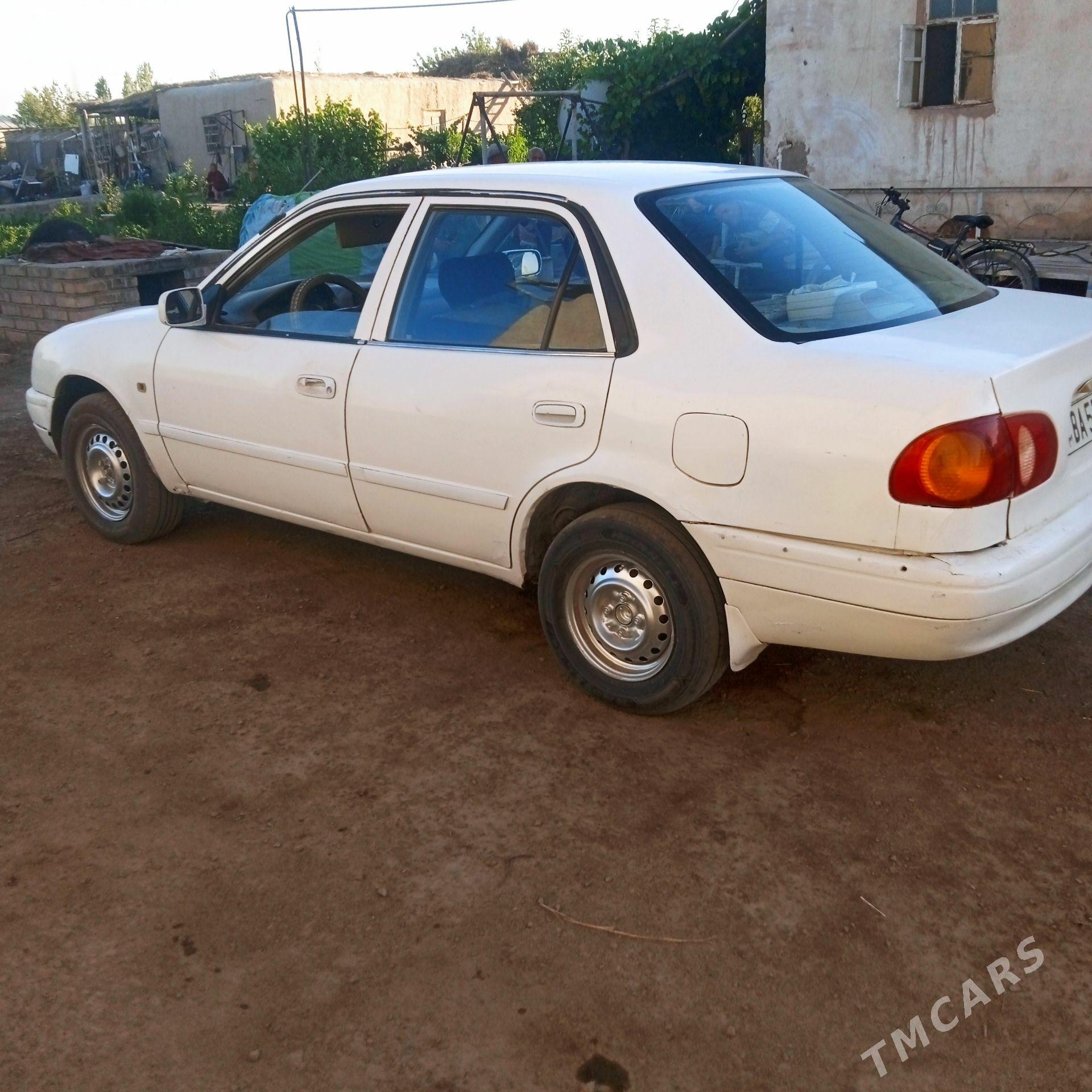 Toyota Corolla 1998 - 55 000 TMT - Гороглы (Тагта) - img 1