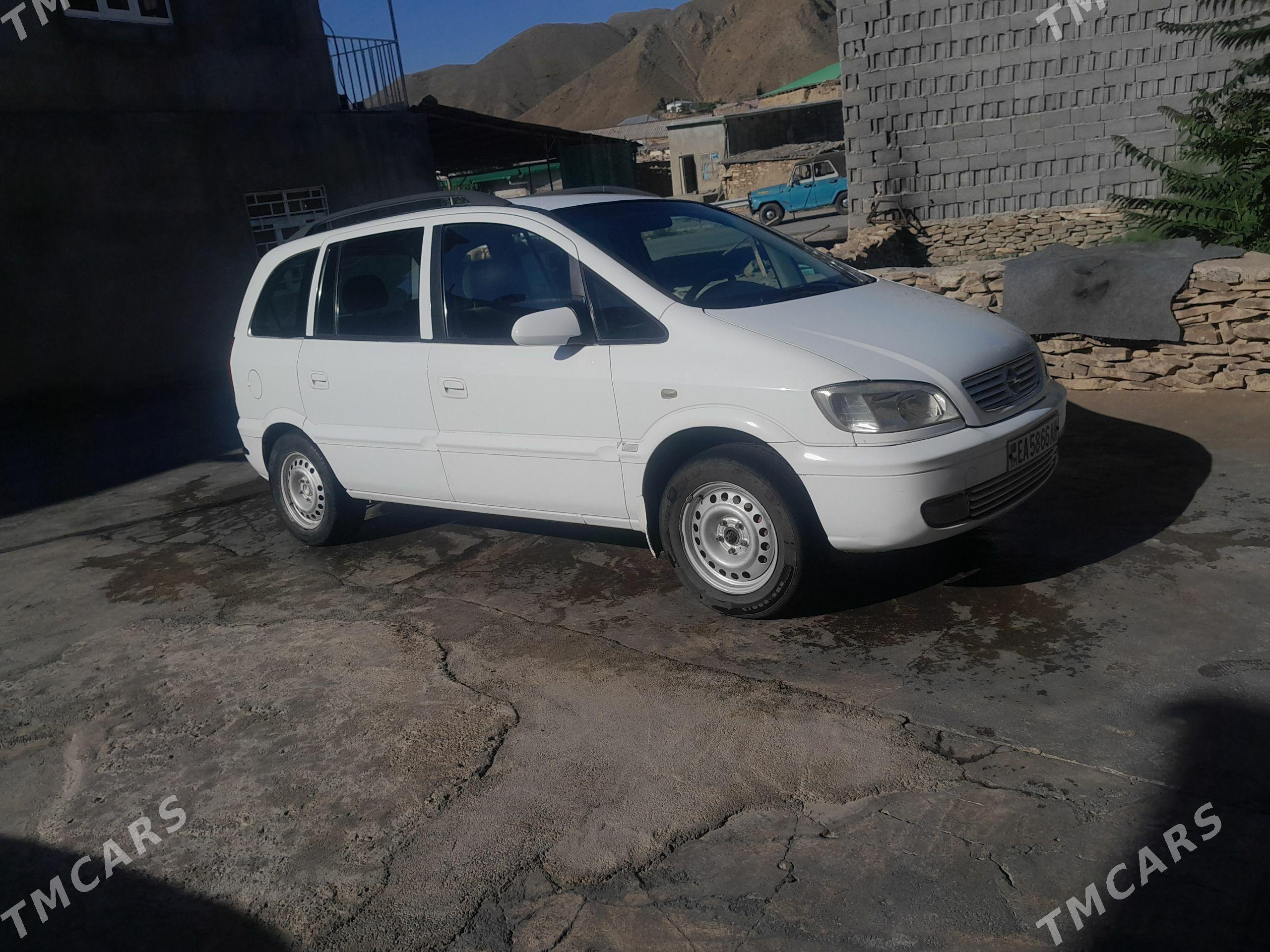 Opel Zafira 2002 - 105 000 TMT - Бахарден - img 1