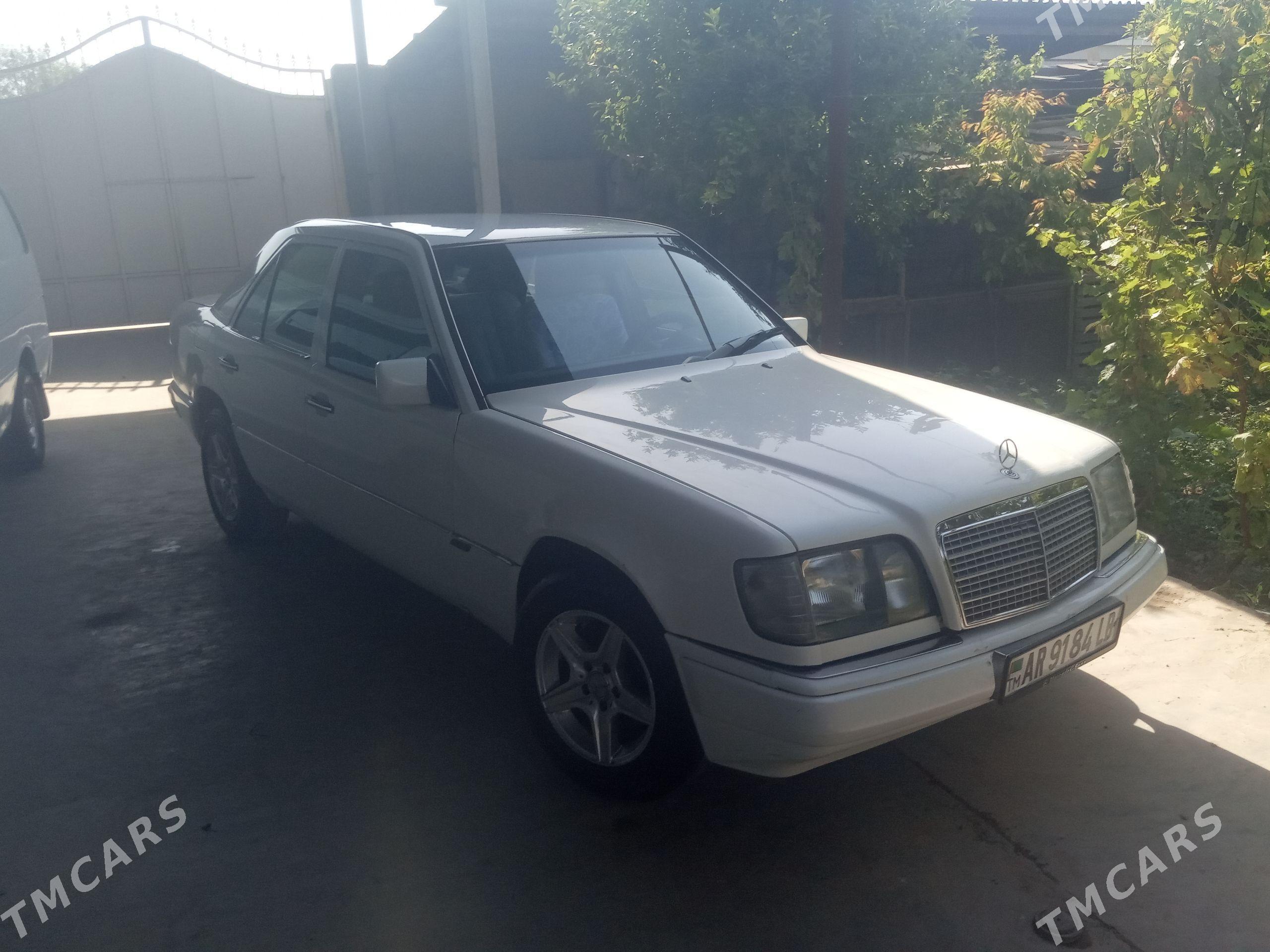 Mercedes-Benz 230E 1994 - 65 000 TMT - Türkmenabat - img 1