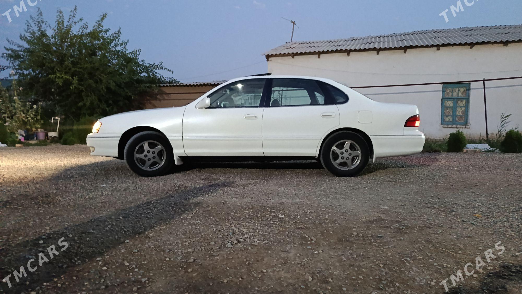 Toyota Avalon 1999 - 165 000 TMT - Мары - img 1