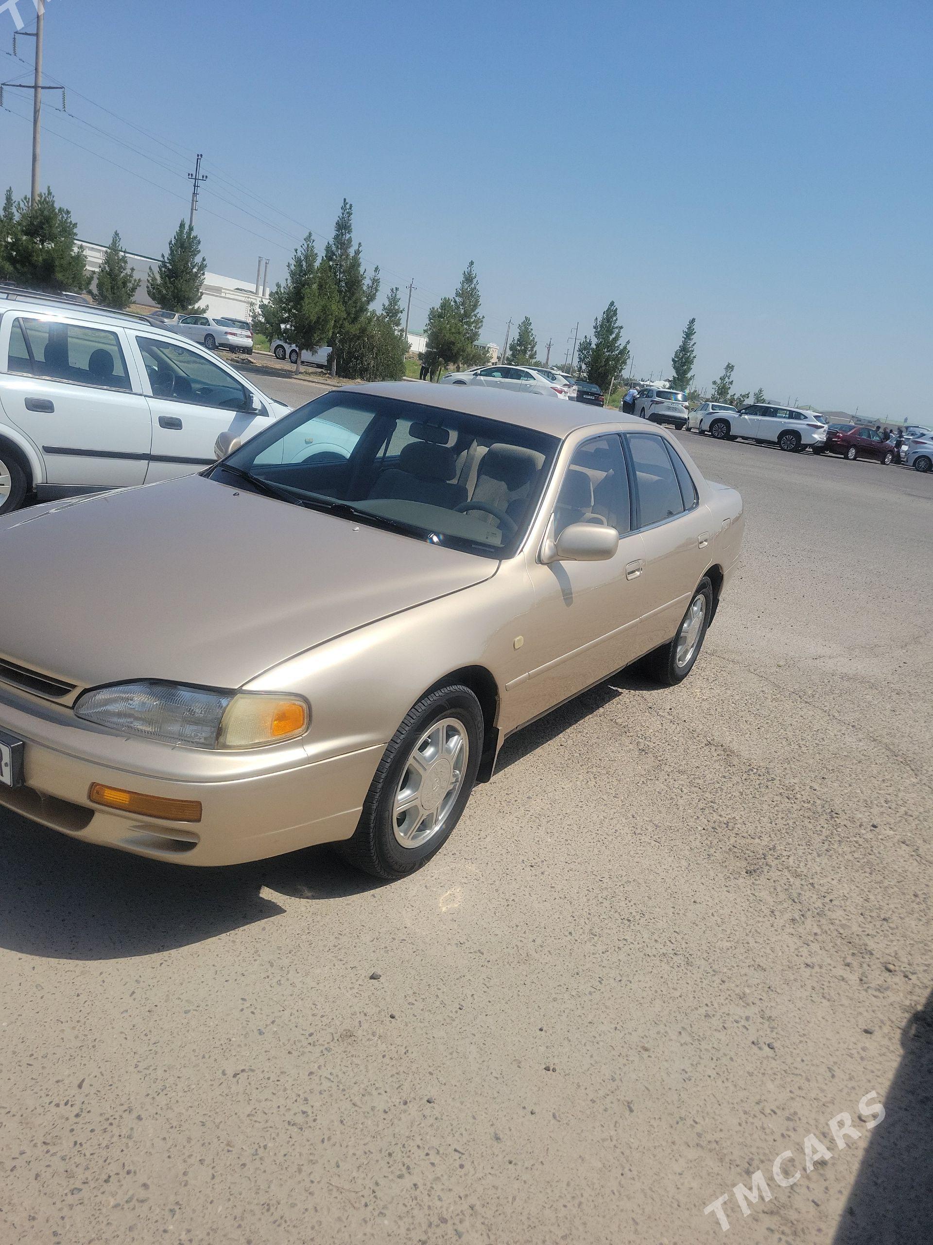 Toyota Camry 1995 - 132 000 TMT - Мары - img 1