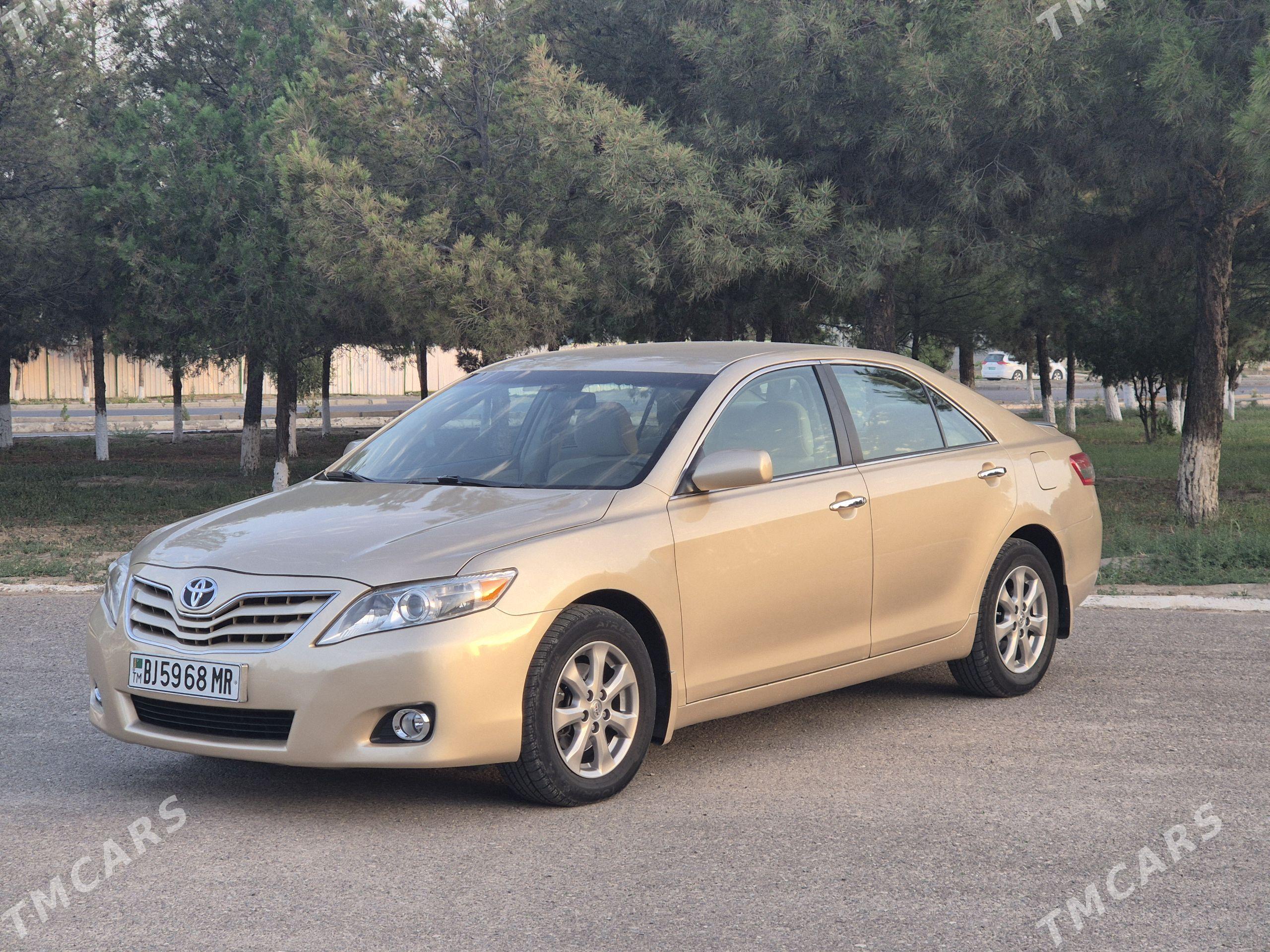 Toyota Camry 2011 - 240 000 TMT - Мары - img 1