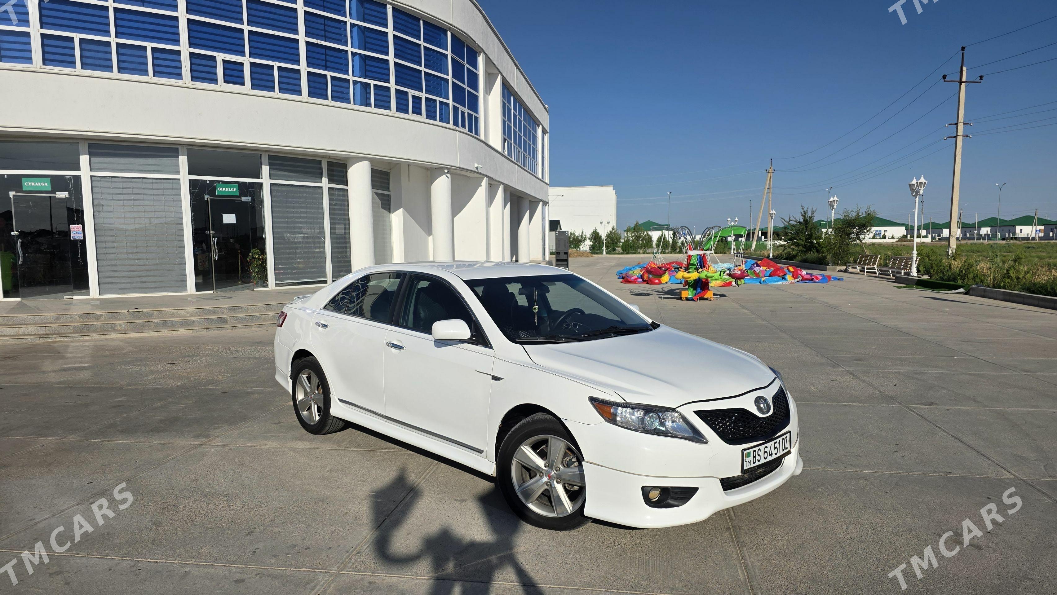 Toyota Camry 2009 - 205 000 TMT - Кёнеургенч - img 1