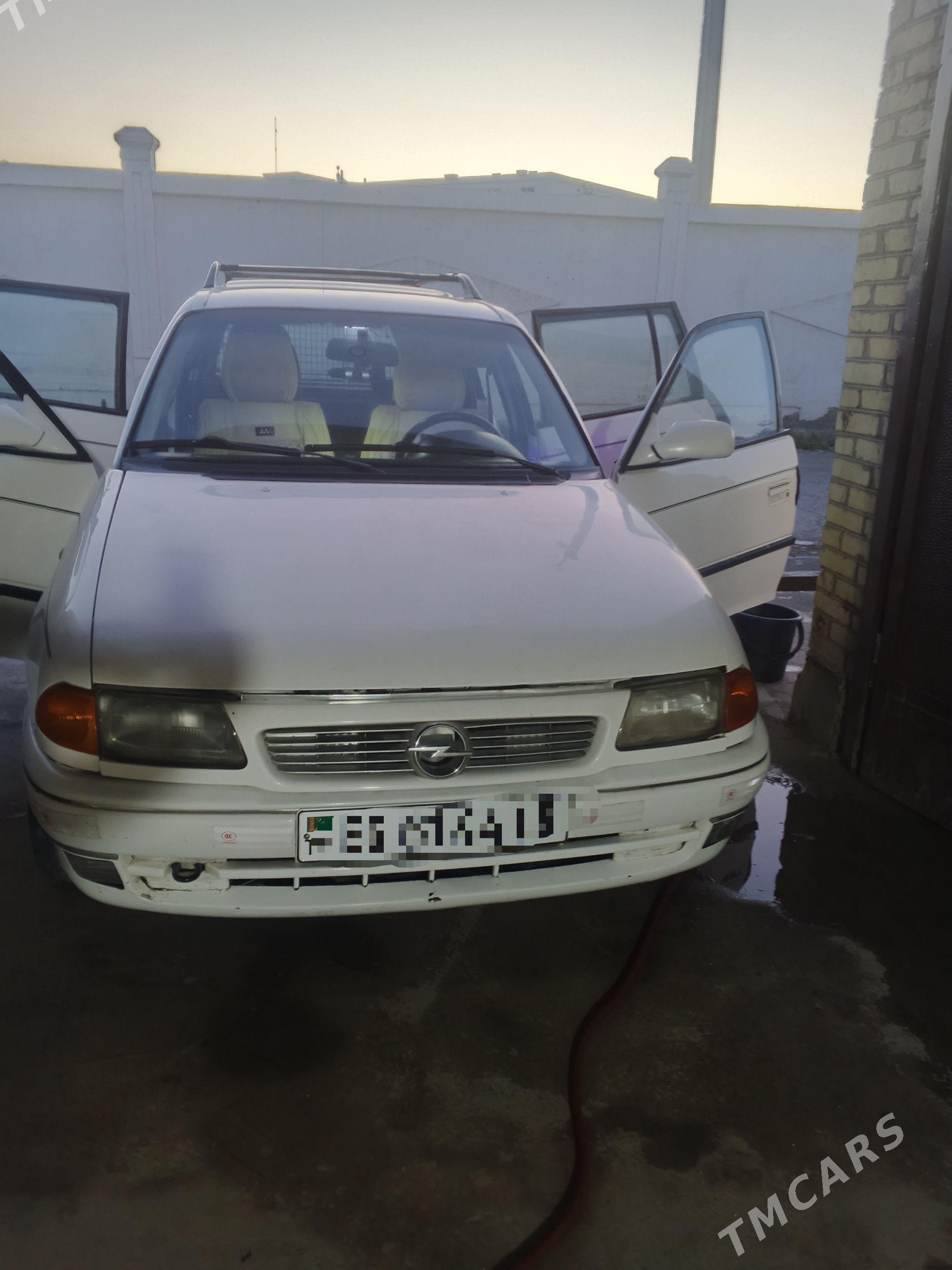 Opel Astra 1996 - 55 000 TMT - Dänew - img 1