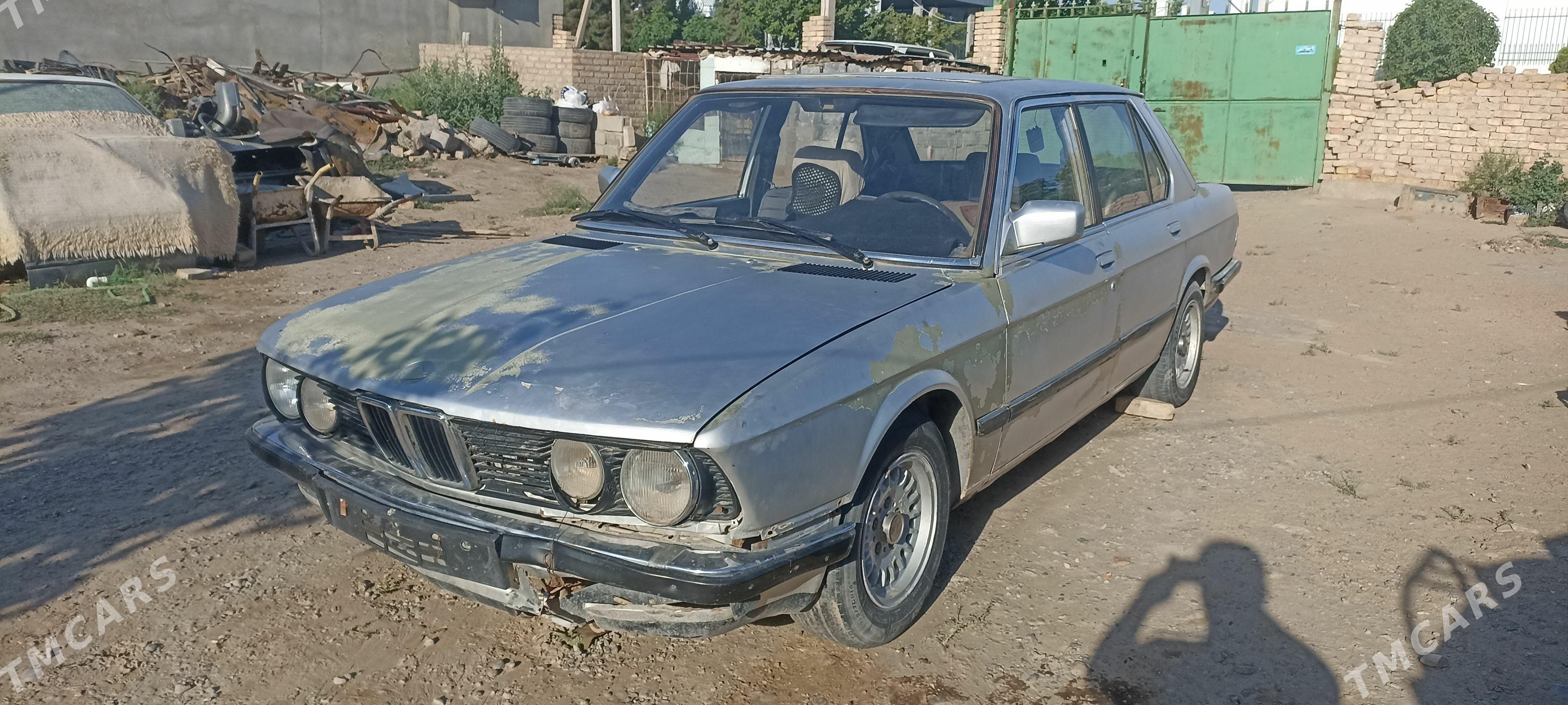 BMW 520 1987 - 13 000 TMT - Änew - img 1