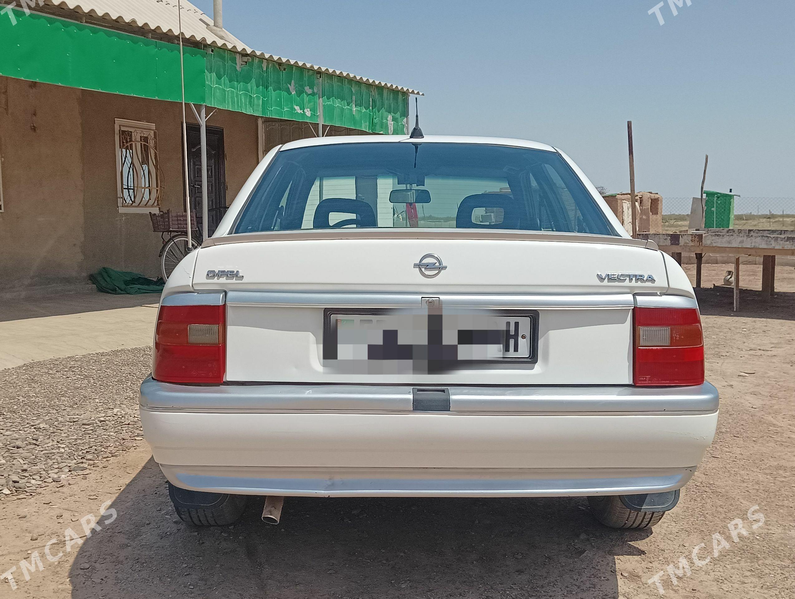 Opel Vectra 1994 - 50 000 TMT - Теджен - img 1