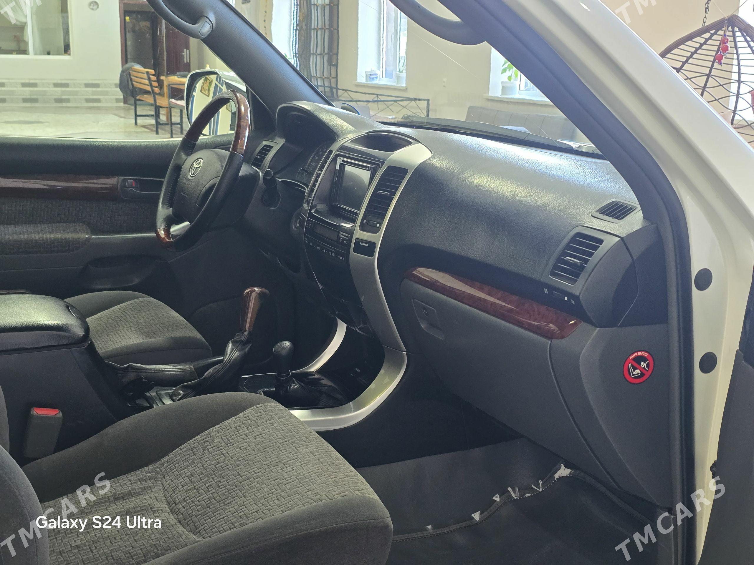 Toyota Land Cruiser Prado 2009 - 465 000 TMT - Дянев - img 1