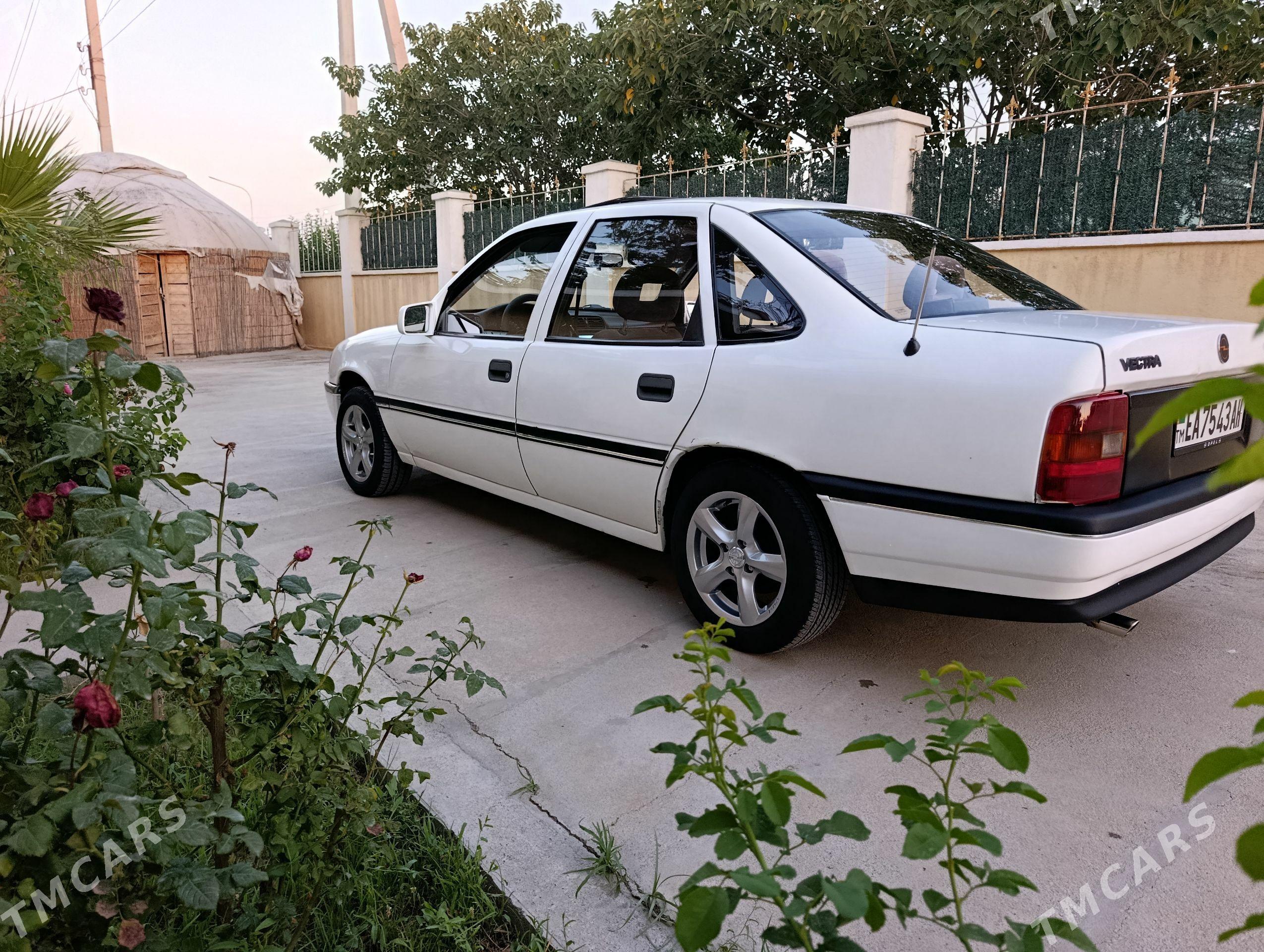 Opel Vectra 1991 - 50 000 TMT - Bäherden - img 1