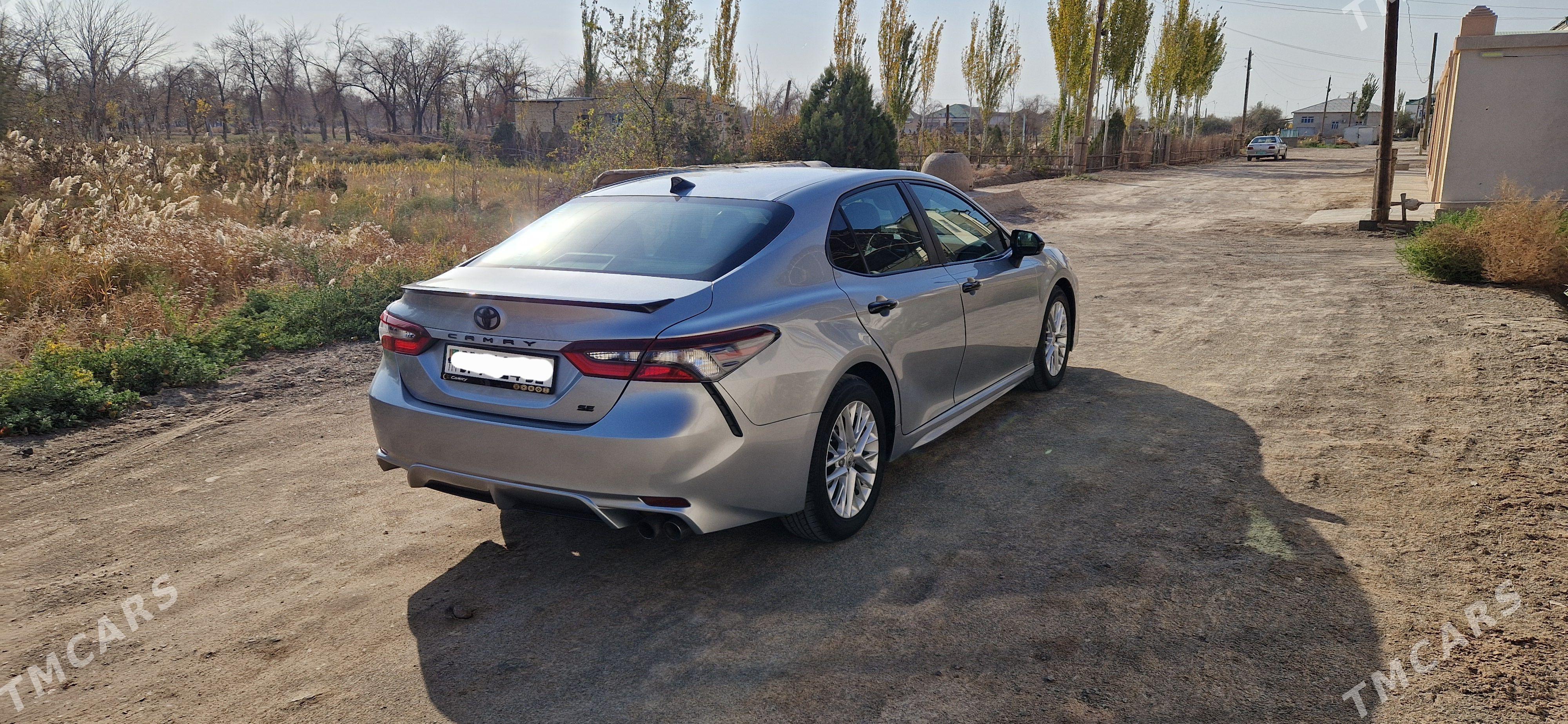 Toyota Camry 2021 - 380 000 TMT - Гурбансолтан Едже - img 1