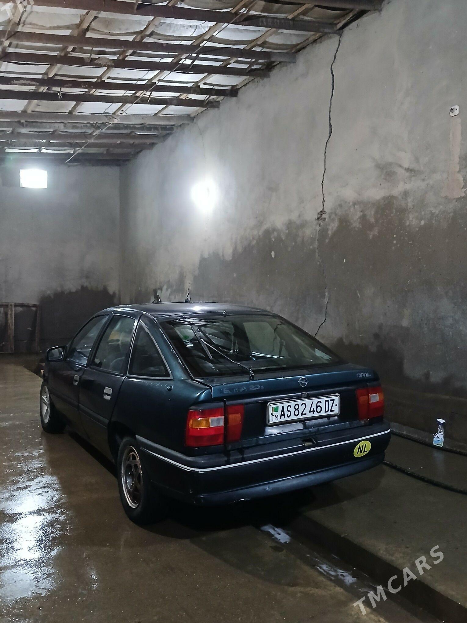 Opel Vectra 1996 - 32 000 TMT - Gubadag - img 1