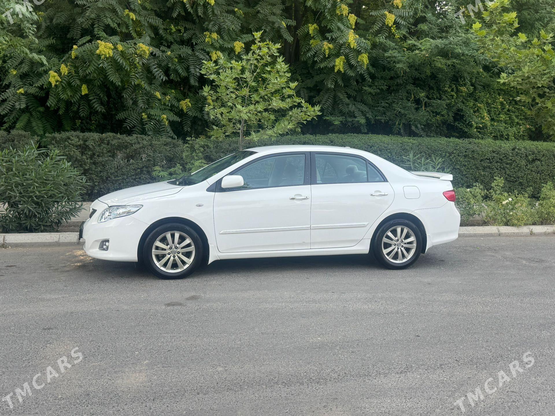 Toyota Corolla 2010 - 185 000 TMT - Ашхабад - img 1