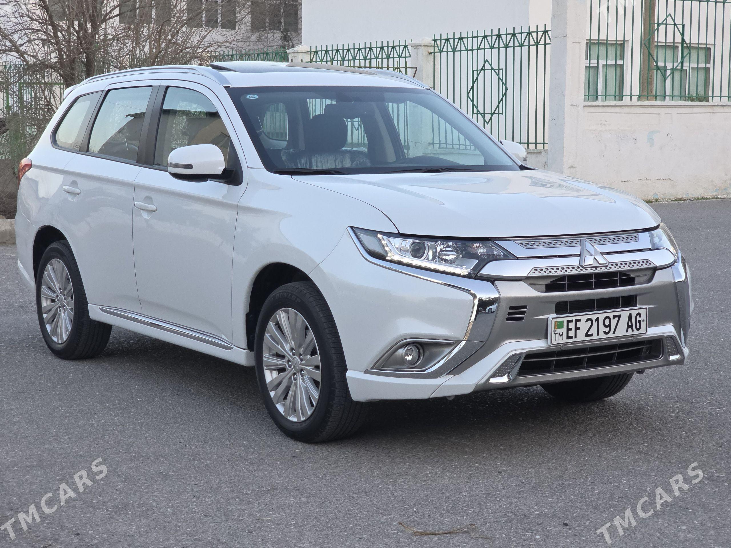 Mitsubishi Outlander 2022 - 320 000 TMT - Aşgabat - img 1