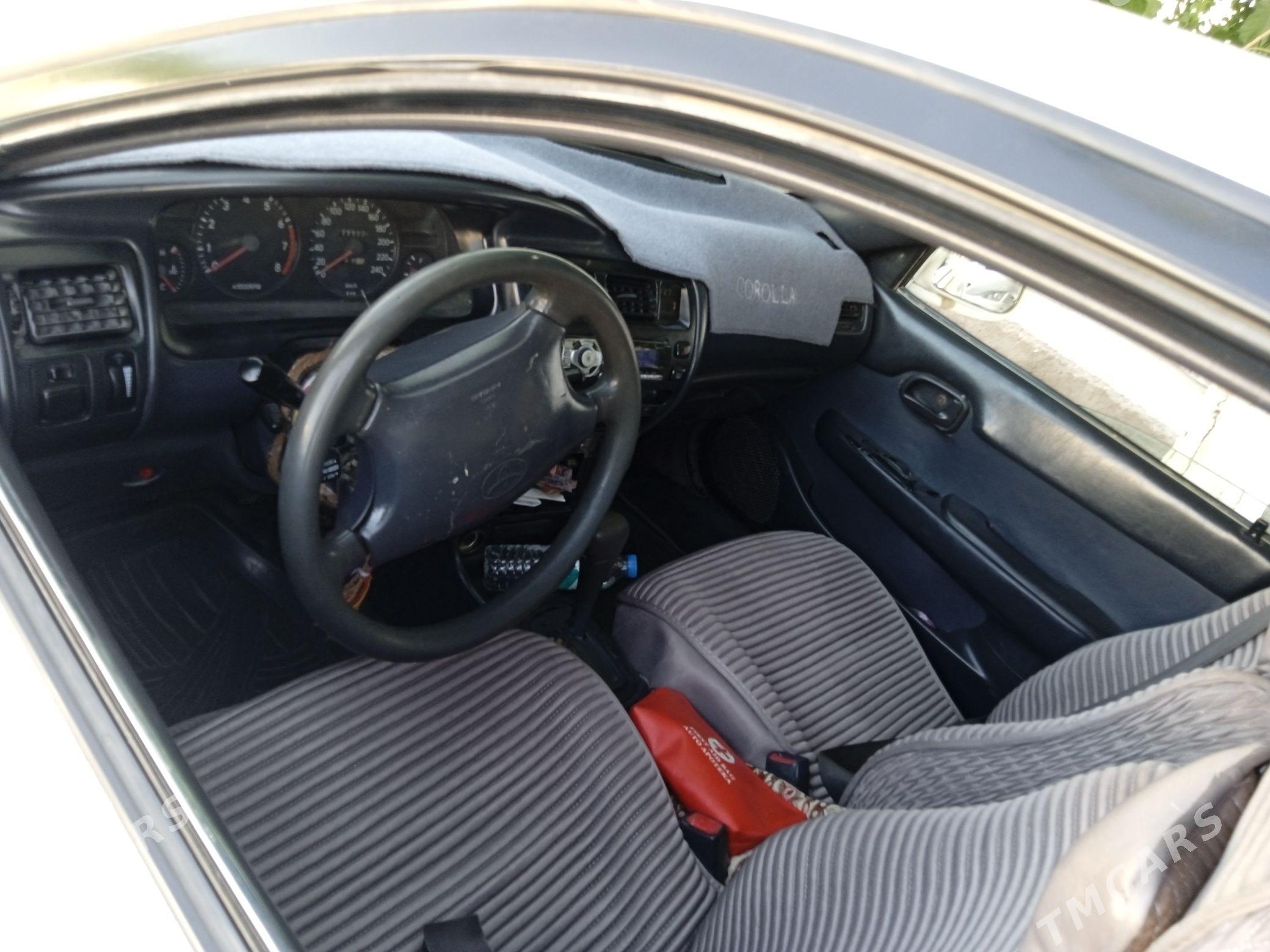 Toyota Corolla 1993 - 60 000 TMT - Türkmenabat - img 1