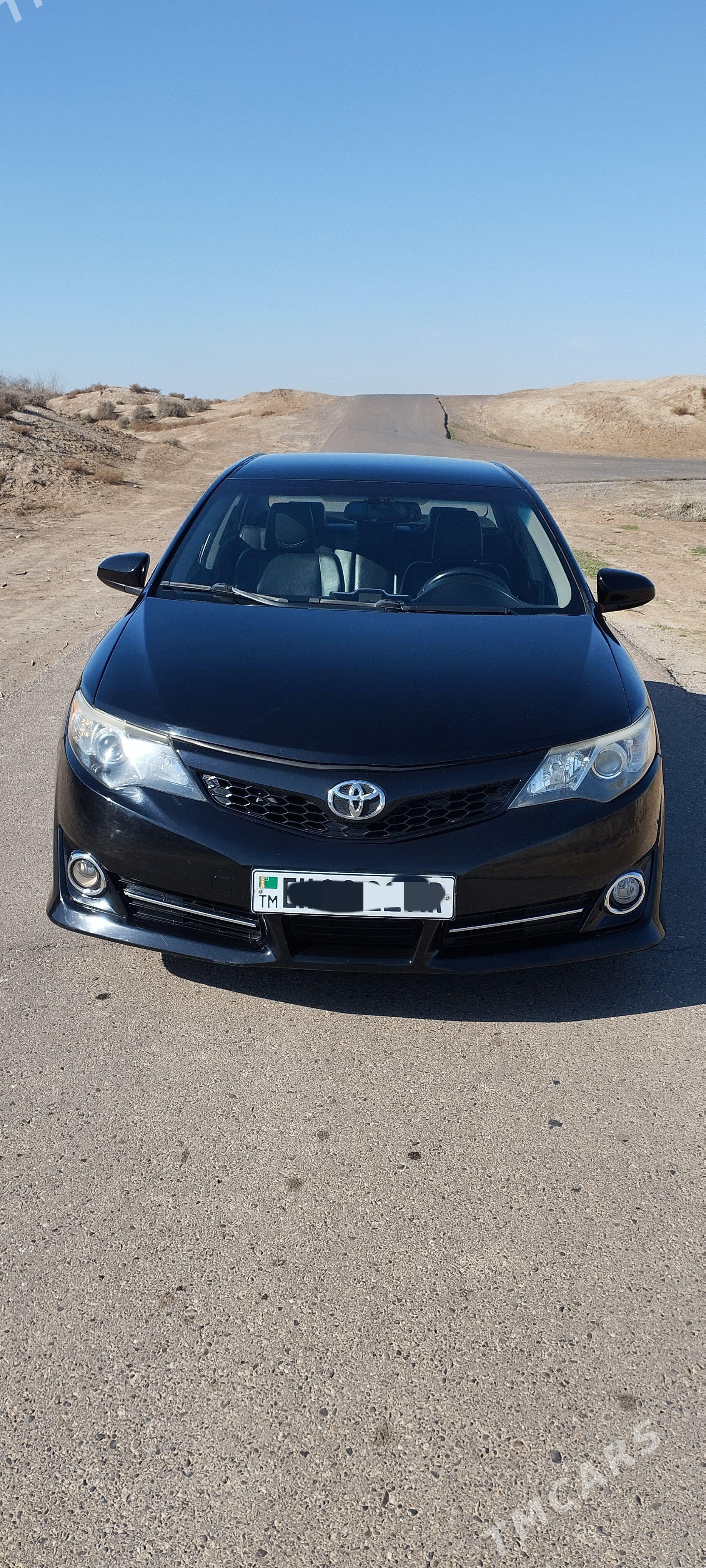 Toyota Camry 2013 - 220 000 TMT - Байрамали - img 1