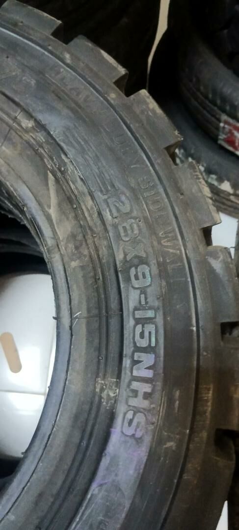 Teker 28.9-15 kara 1 700 TMT - Анев - img 1
