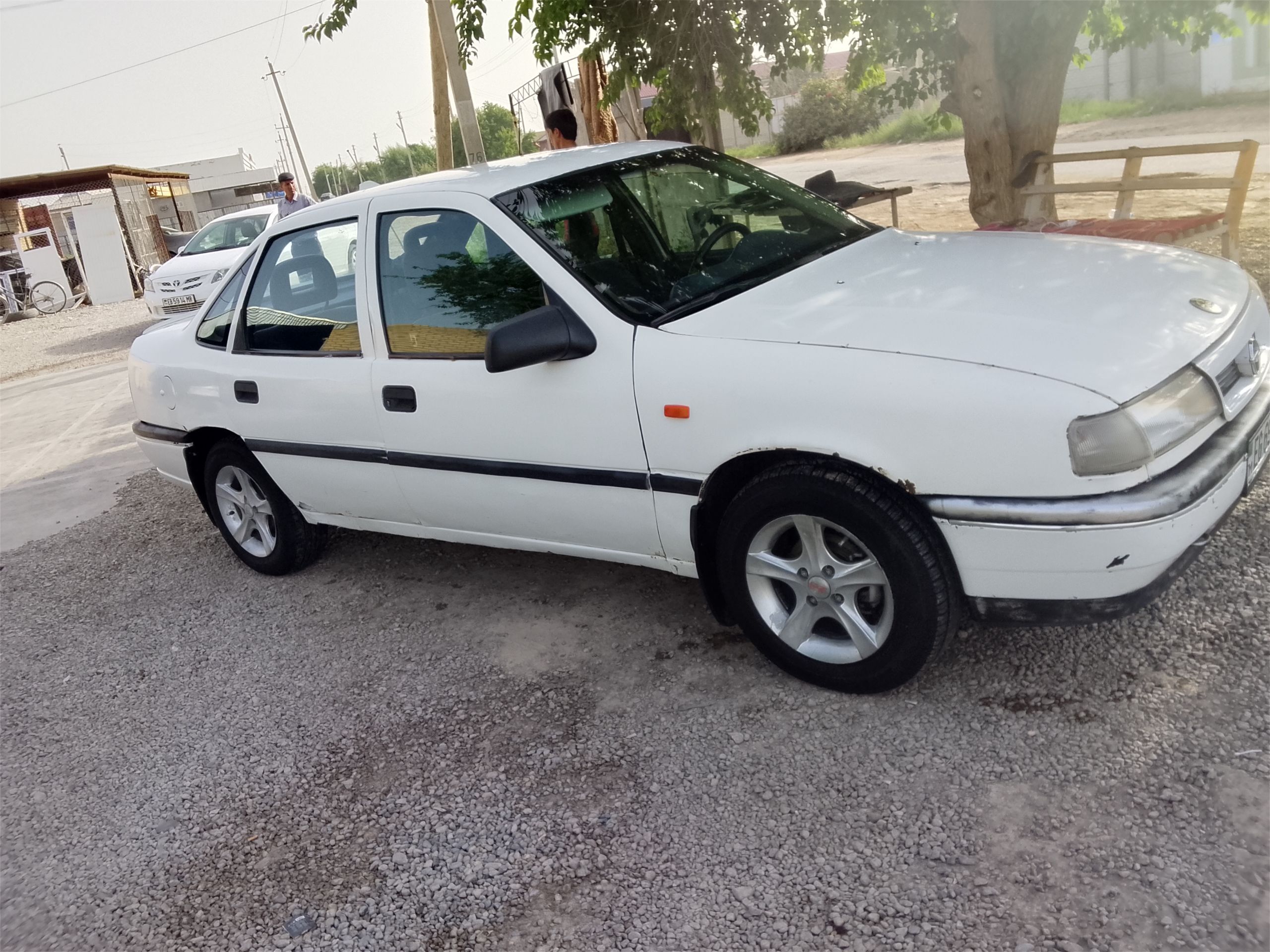 Opel Vectra 1993 - 33 000 TMT - Mary - img 1
