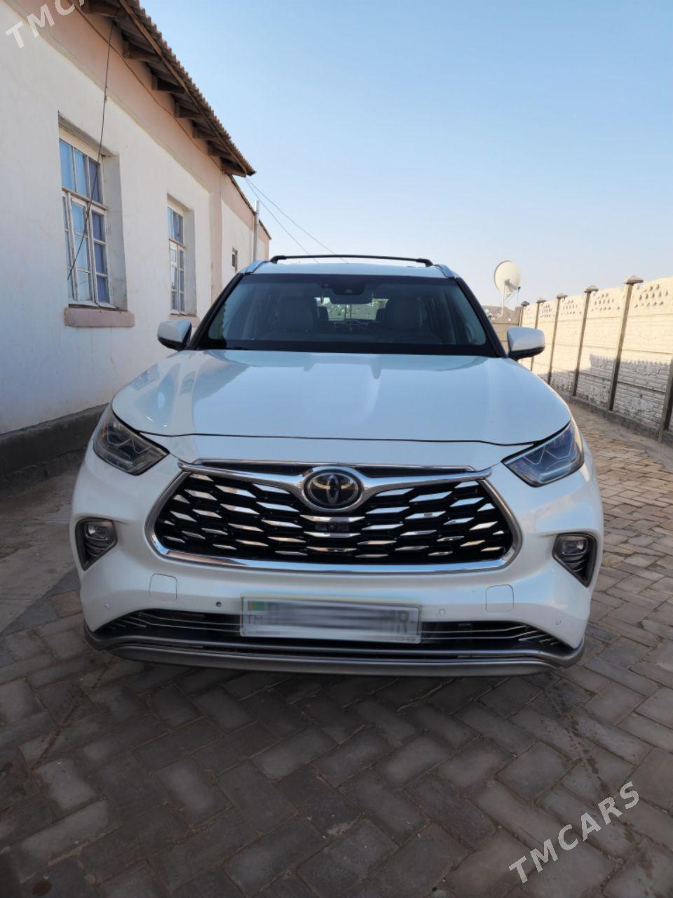 Toyota Highlander 2020 - 630 000 TMT - Baýramaly - img 1