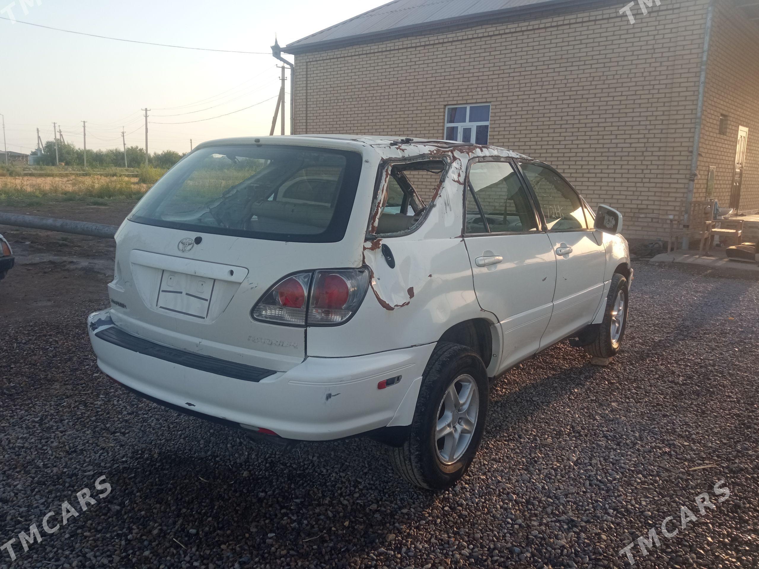 Lexus RX 300 2002 - 115 000 TMT - Мургап - img 1