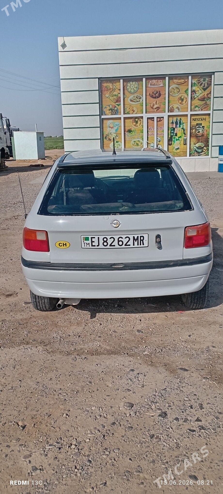 Opel Astra 1993 - 38 000 TMT - Ёлётен - img 1