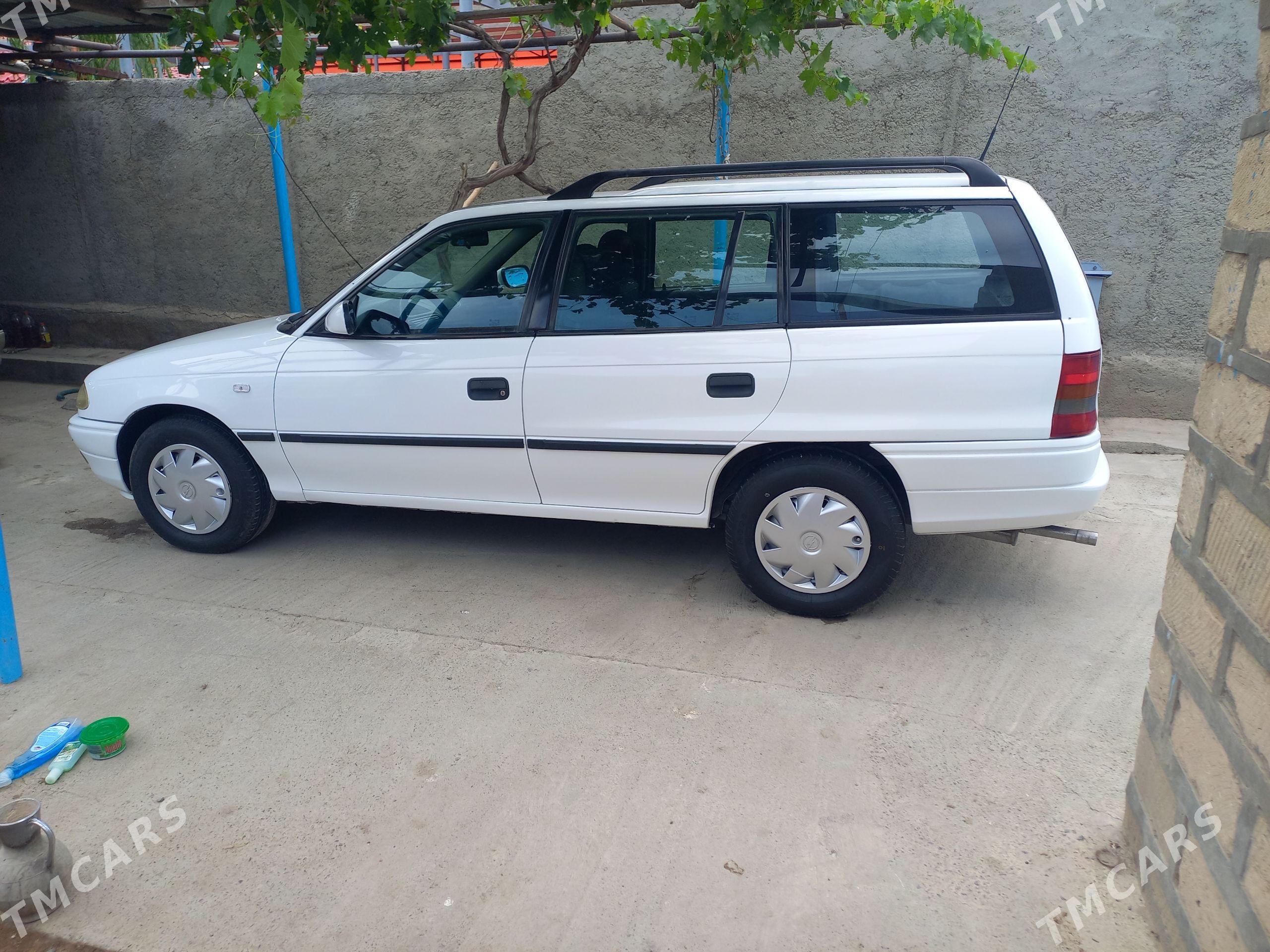 Opel Astra 1995 - 60 000 TMT - Гызыларбат - img 1