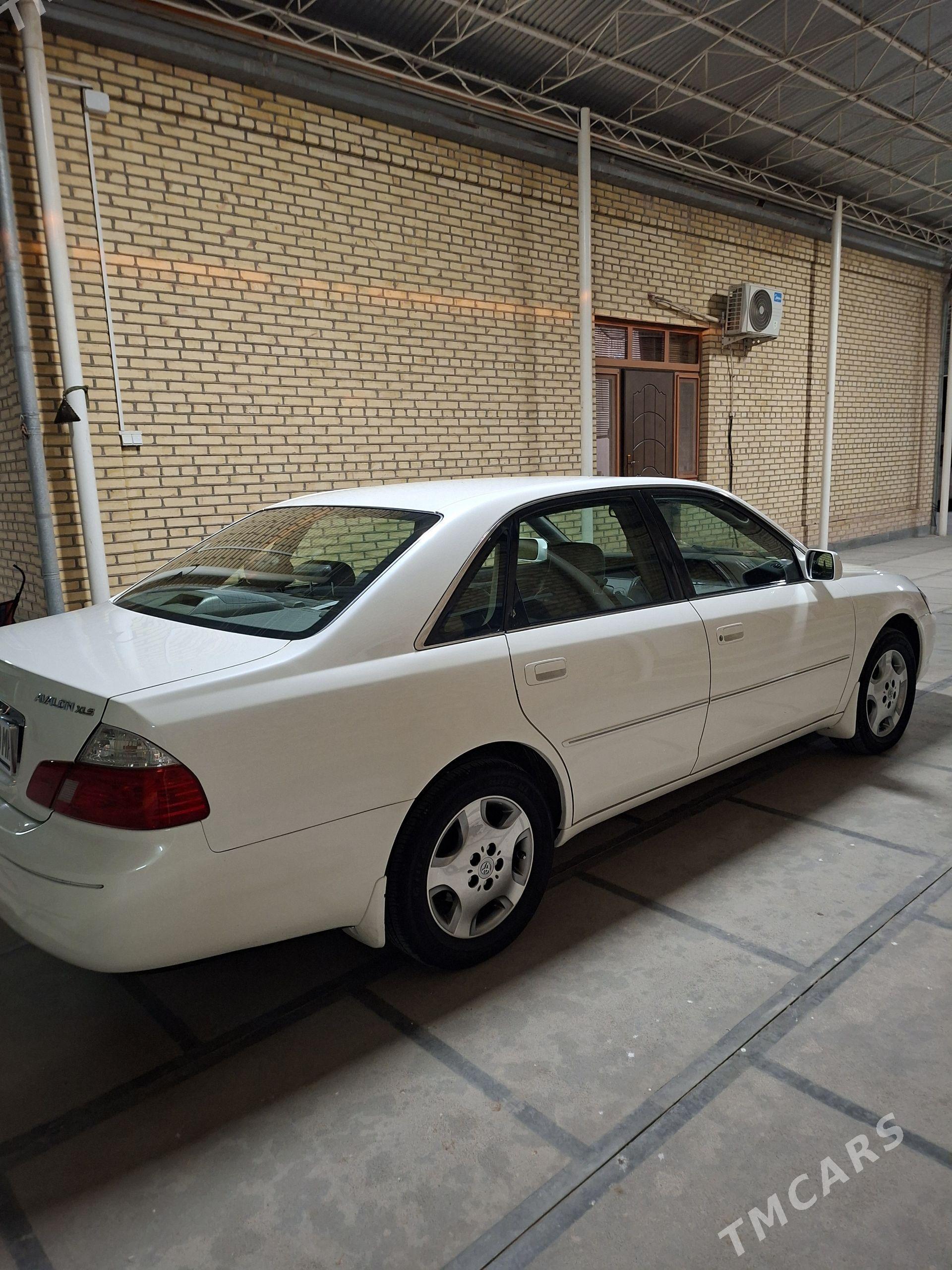 Toyota Avalon 2003 - 245 000 TMT - Мары - img 1