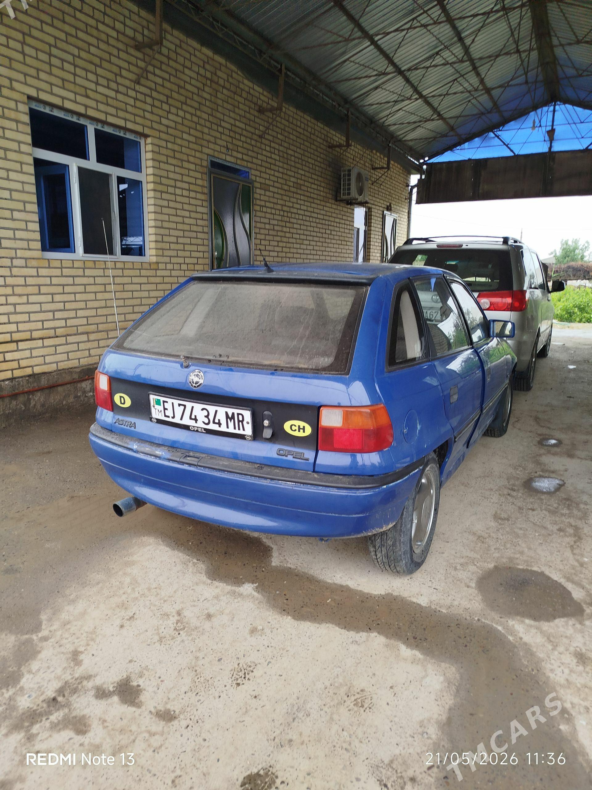Opel Astra 1993 - 36 000 TMT - Мары - img 1