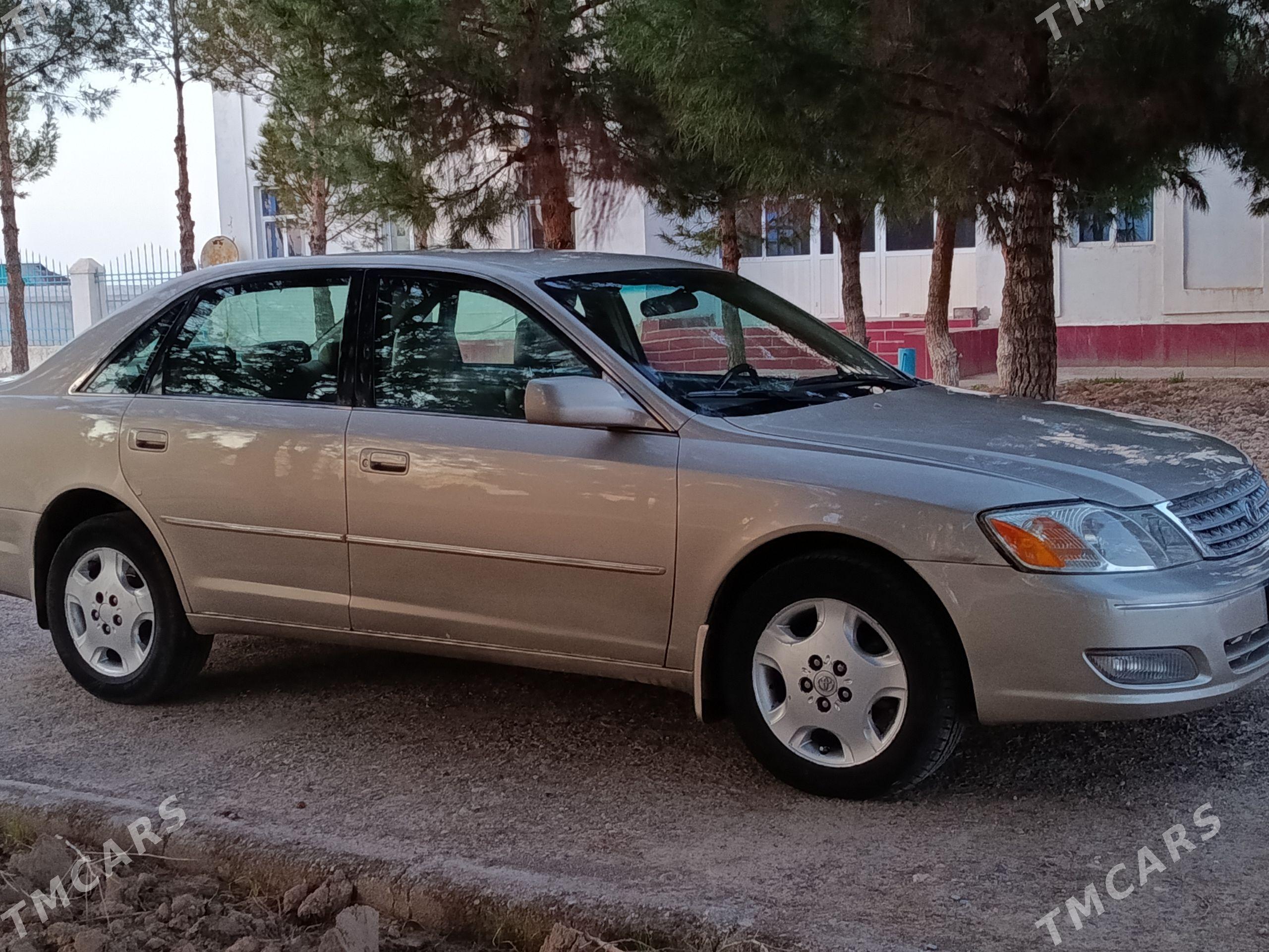 Toyota Avalon 2000 - 200 000 TMT - Мары - img 1