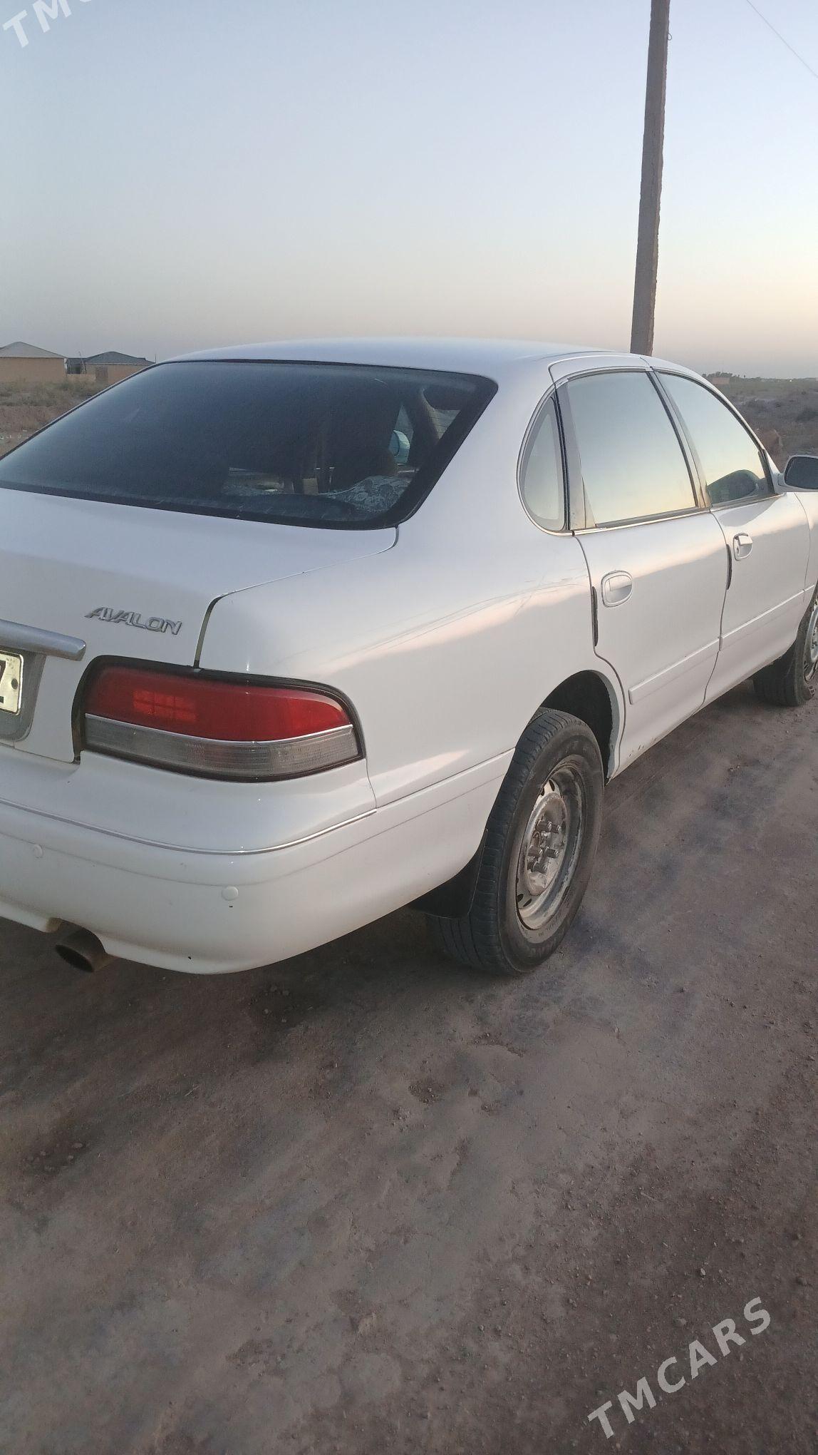 Toyota Avalon 1996 - 115 000 TMT - Губадаг - img 1