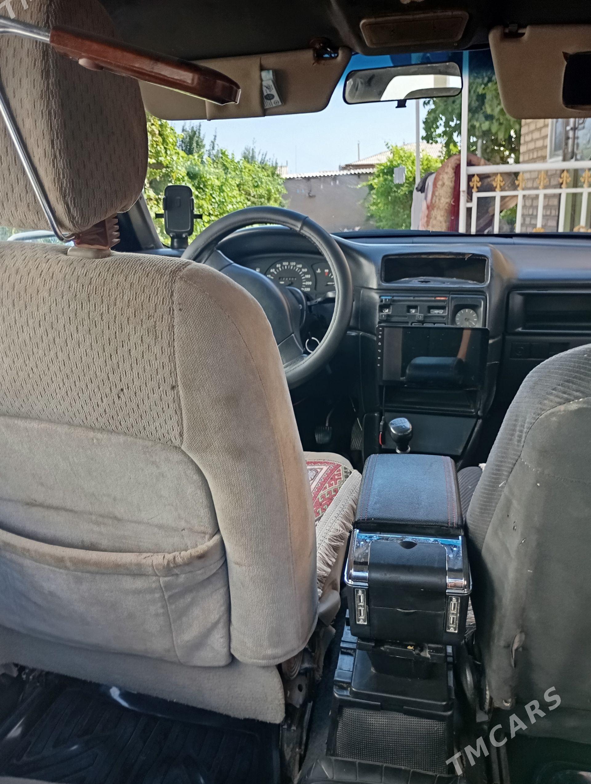 Opel Vectra 1992 - 32 000 TMT - Tejen - img 1