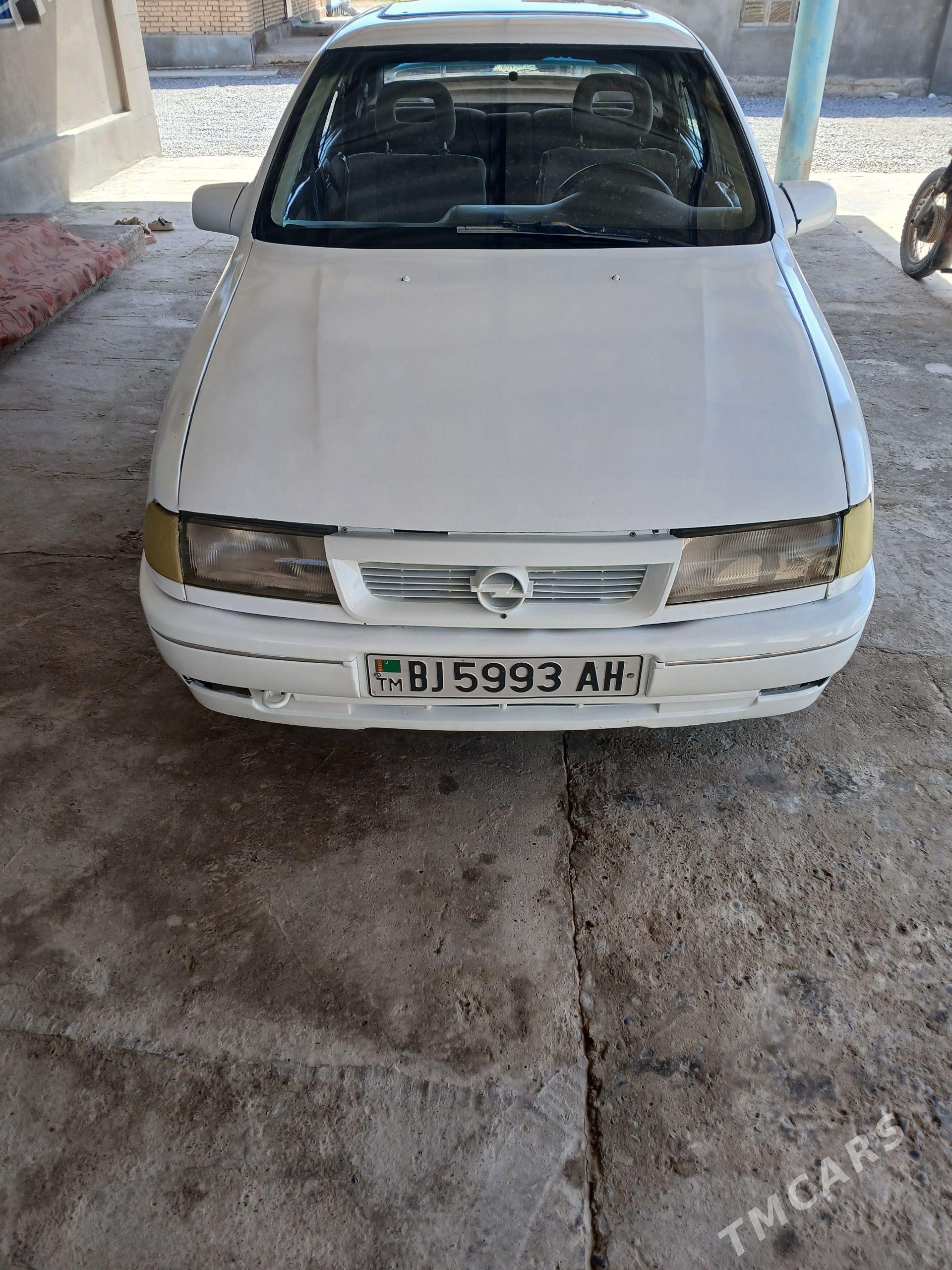 Opel Vectra 1991 - 35 000 TMT - Kaka - img 1