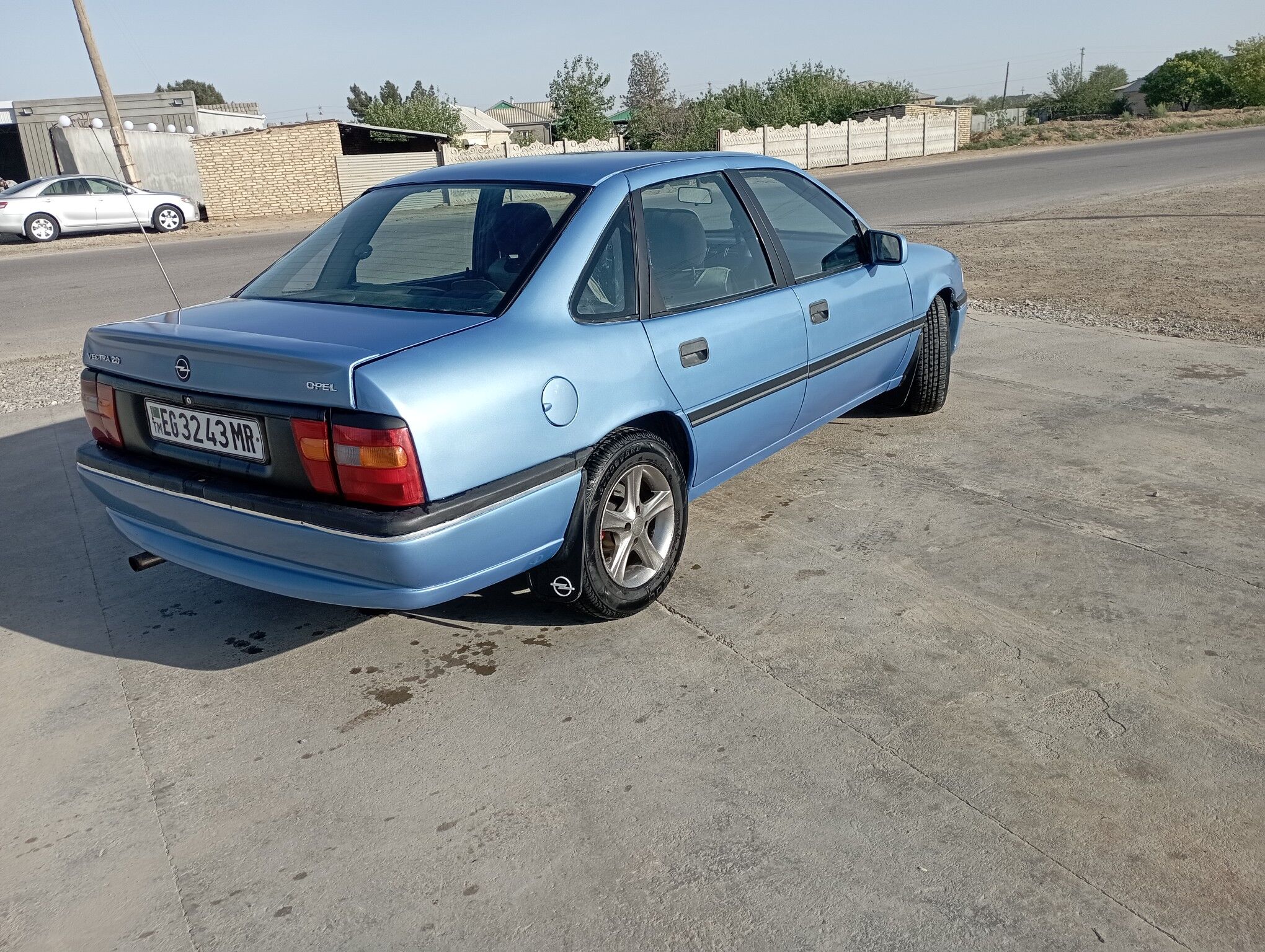 Opel Vectra 1993 - 40 000 TMT - Murgap - img 1