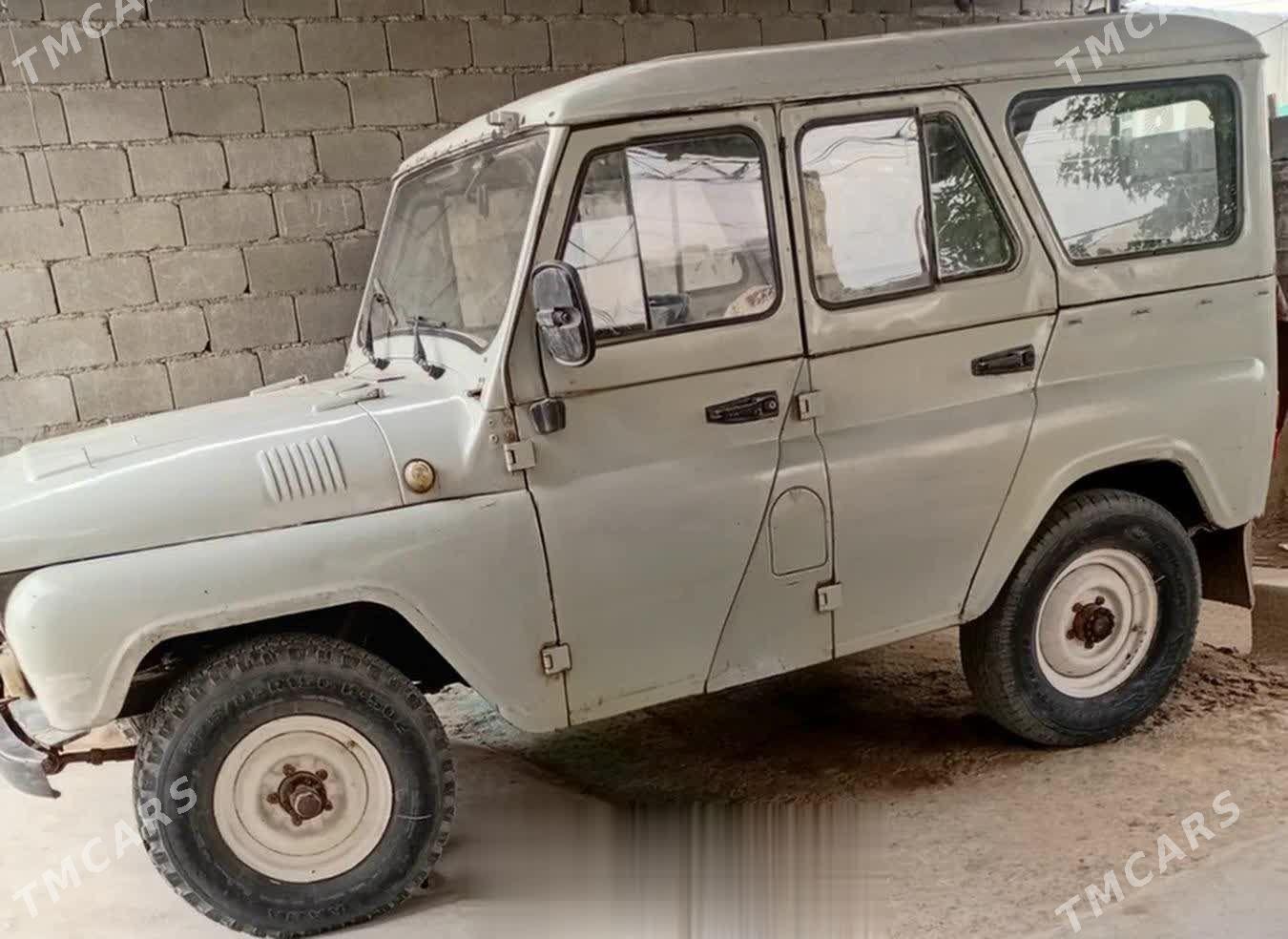 UAZ 469 2000 - 40 000 TMT - Бахарден - img 1