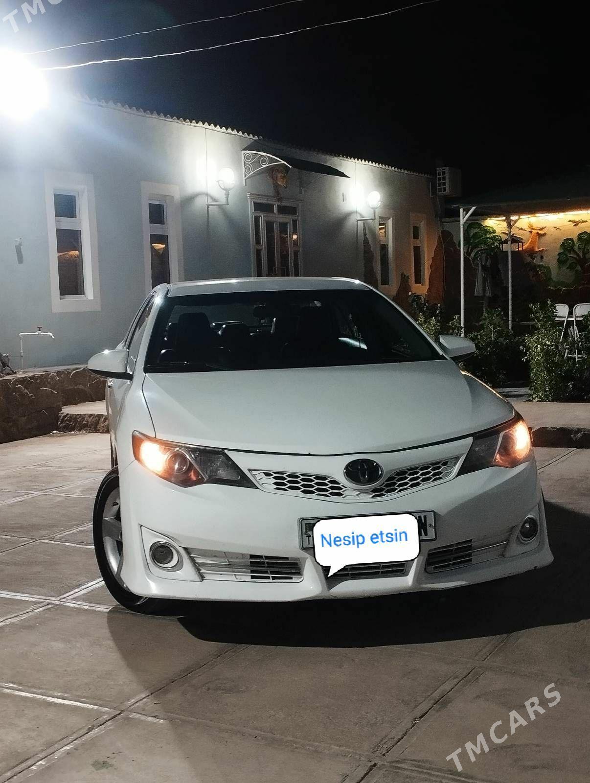 Toyota Camry 2012 - 250 000 TMT - Balkanabat - img 1
