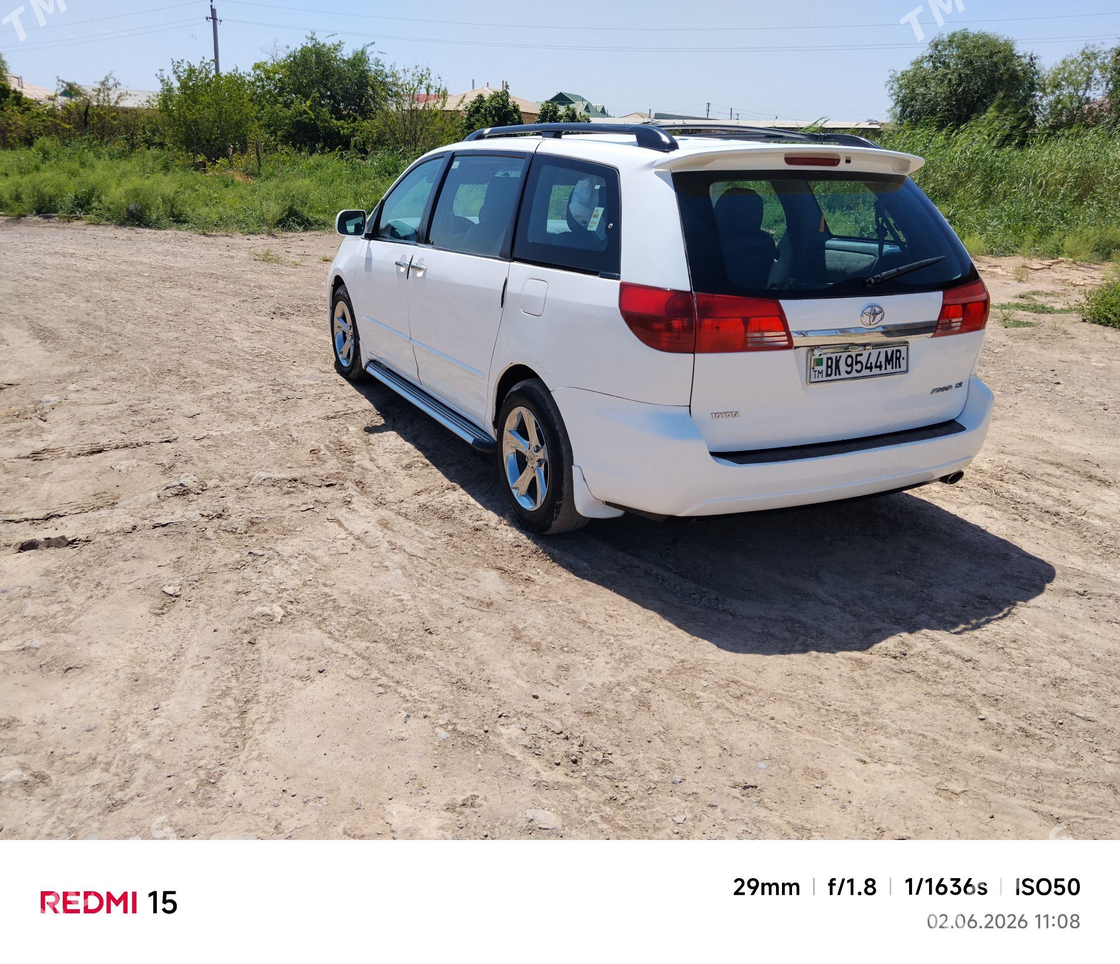 Toyota Sienna 2004 - 210 000 TMT - Мары - img 1