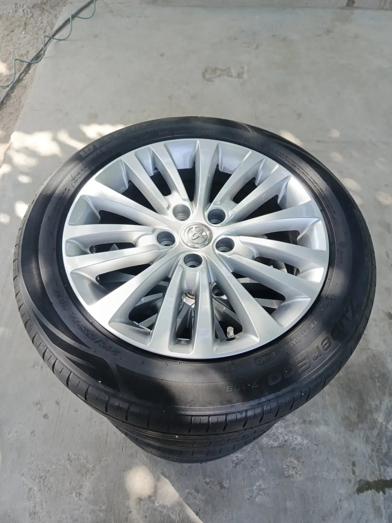 13 Avalon disga pakrysga 17 4 500 TMT - Бедев - img 1