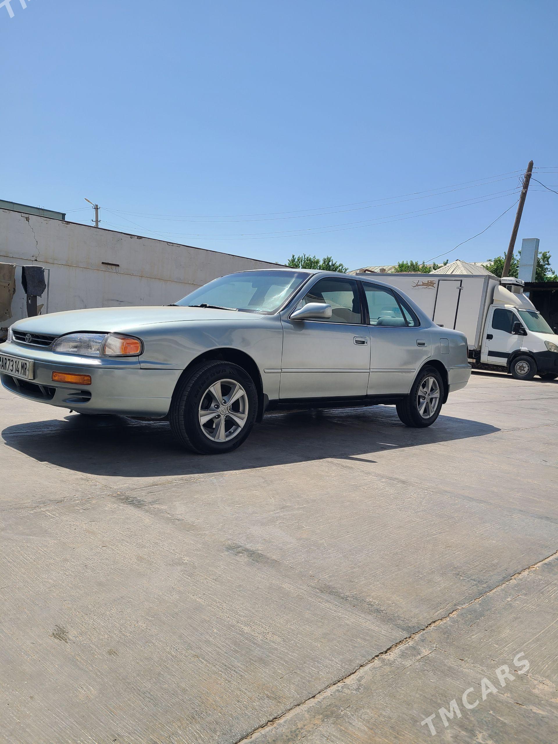 Toyota Camry 1996 - 127 000 TMT - Мары - img 1