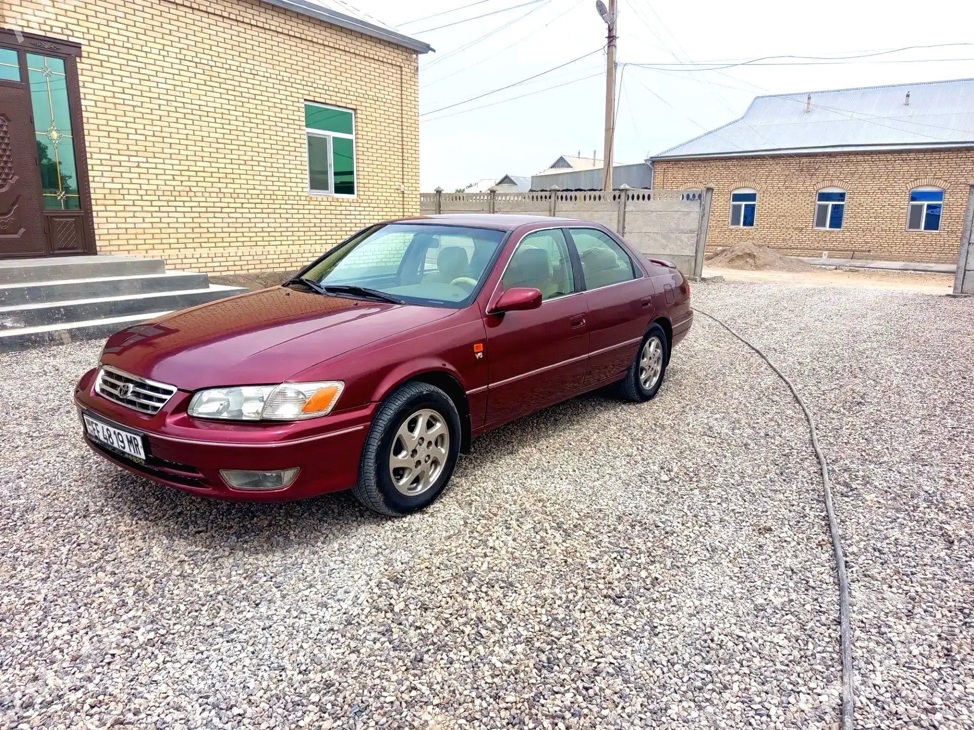 Toyota Camry 1998 - 133 000 TMT - Мары - img 1