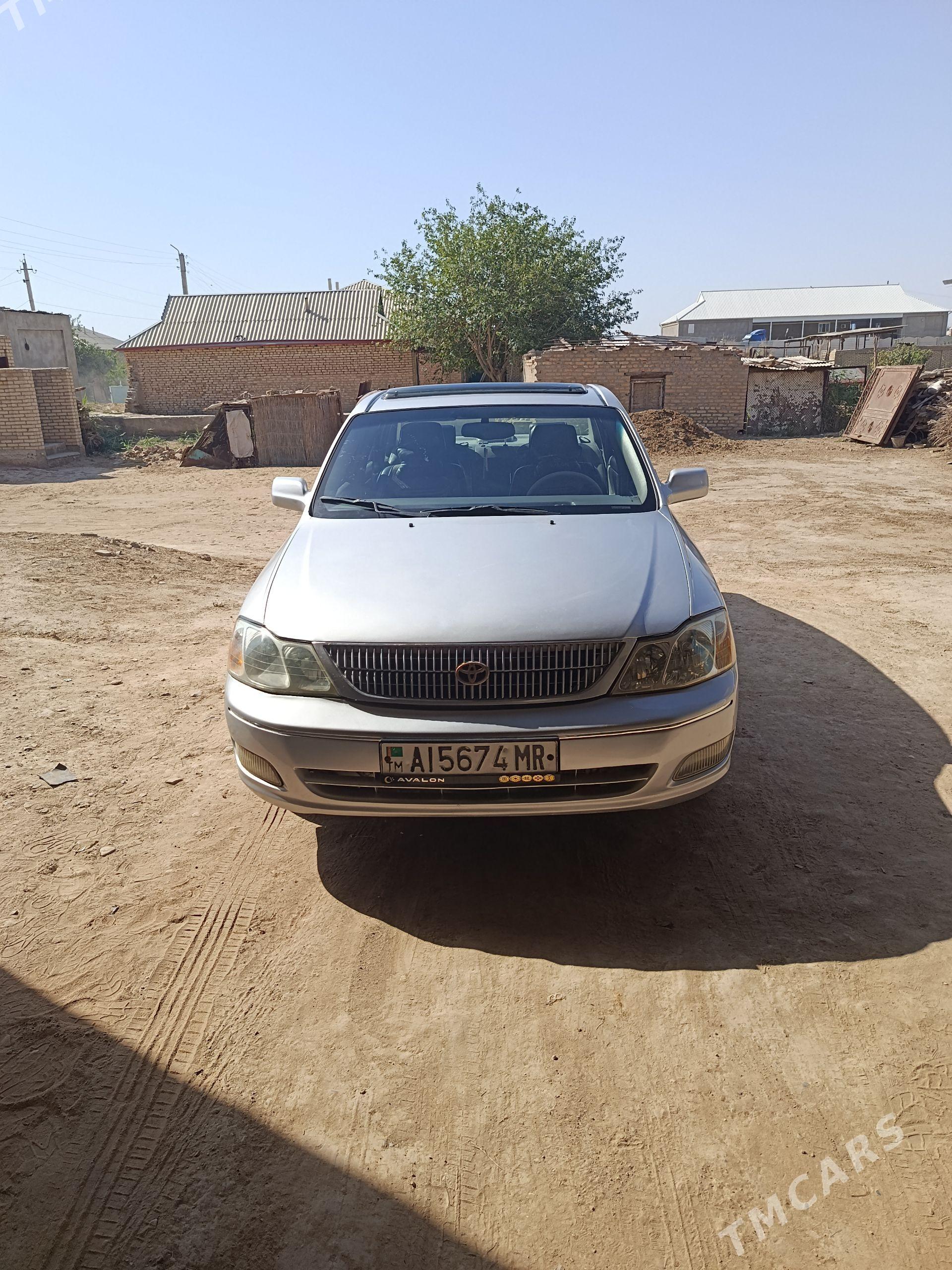 Toyota Avalon 2000 - 200 000 TMT - Сакарчага - img 1