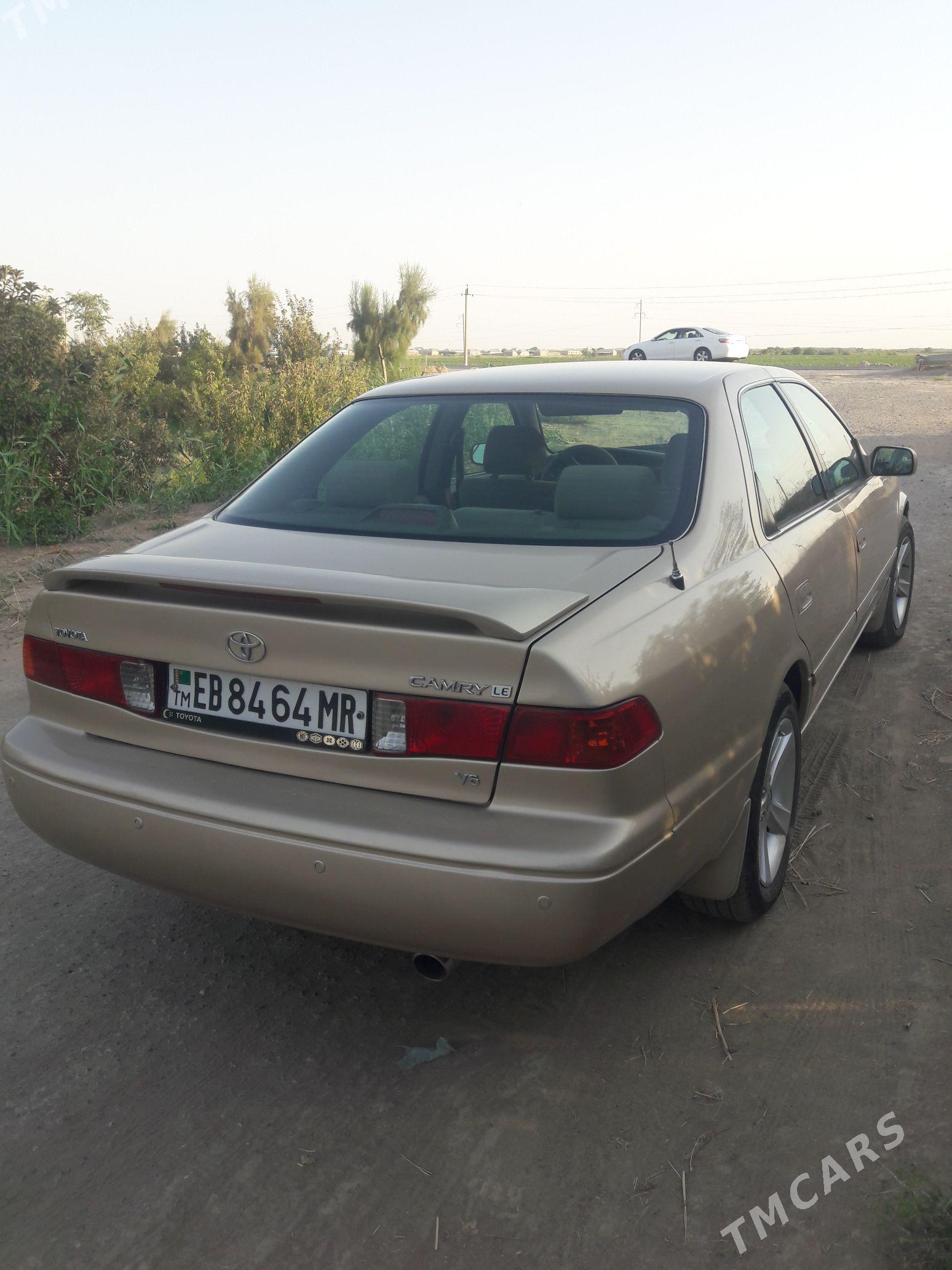 Toyota Camry 2001 - 160 000 TMT - Ýolöten - img 1