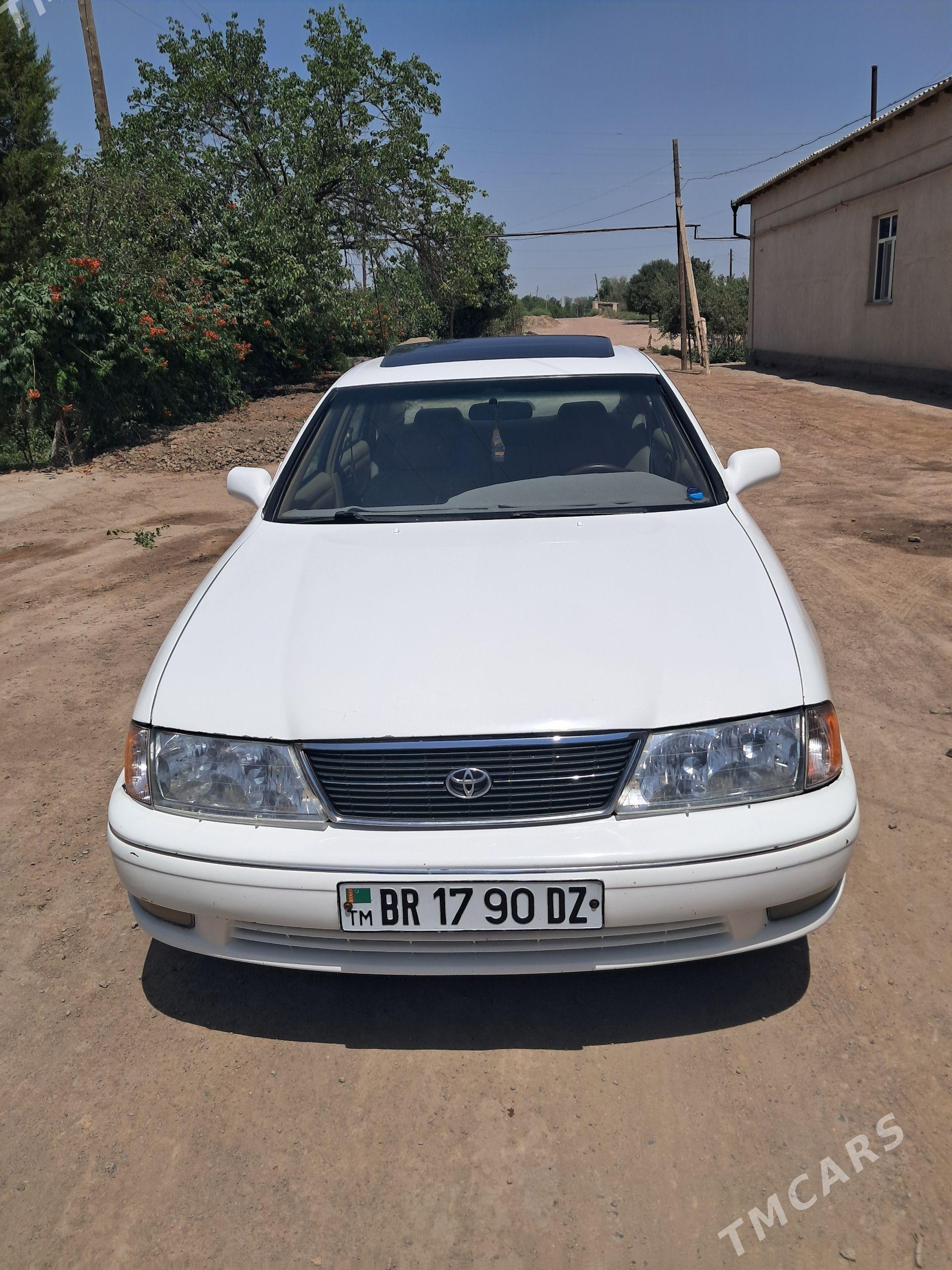 Toyota Avalon 1997 - 140 000 TMT - Şabat etr. - img 1