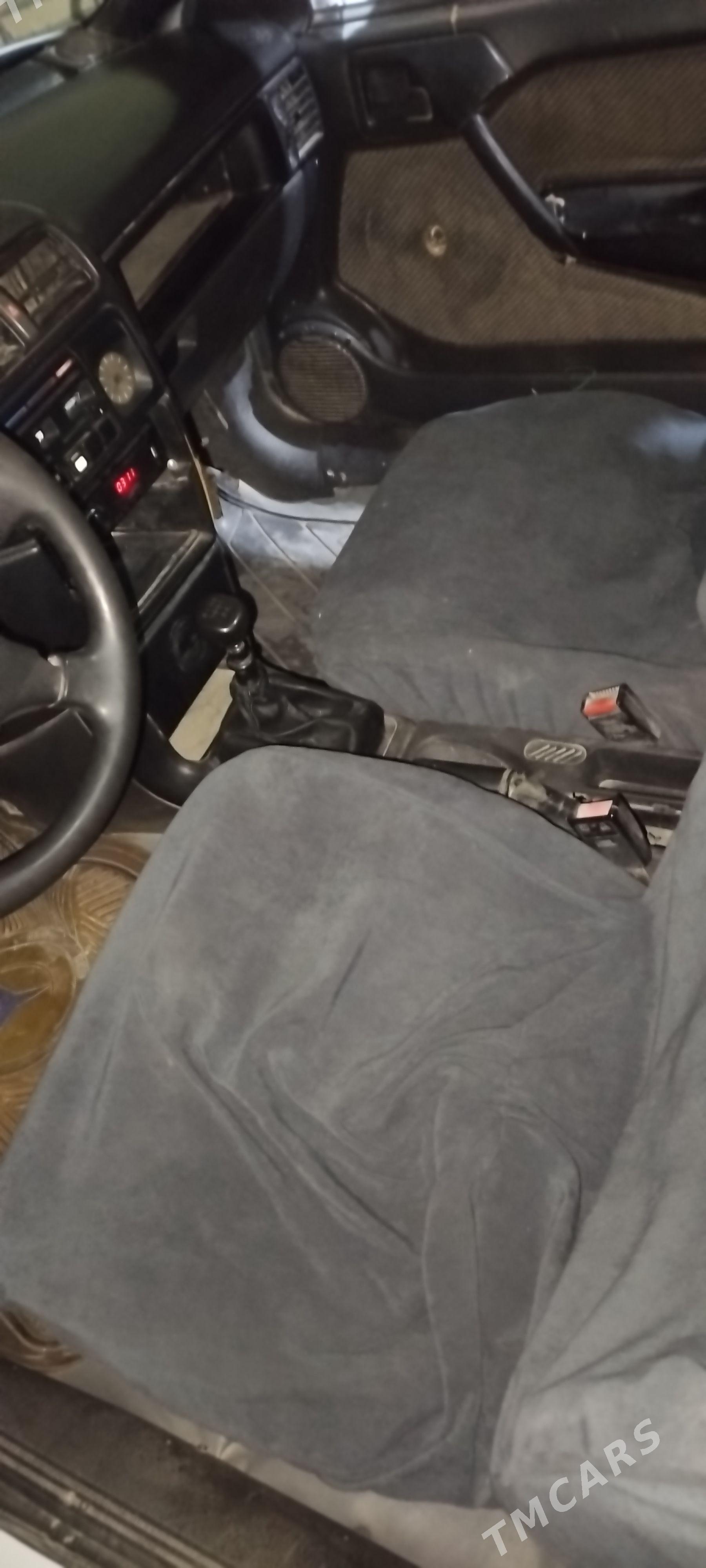 Opel Vectra 1990 - 25 000 TMT - Mary - img 1