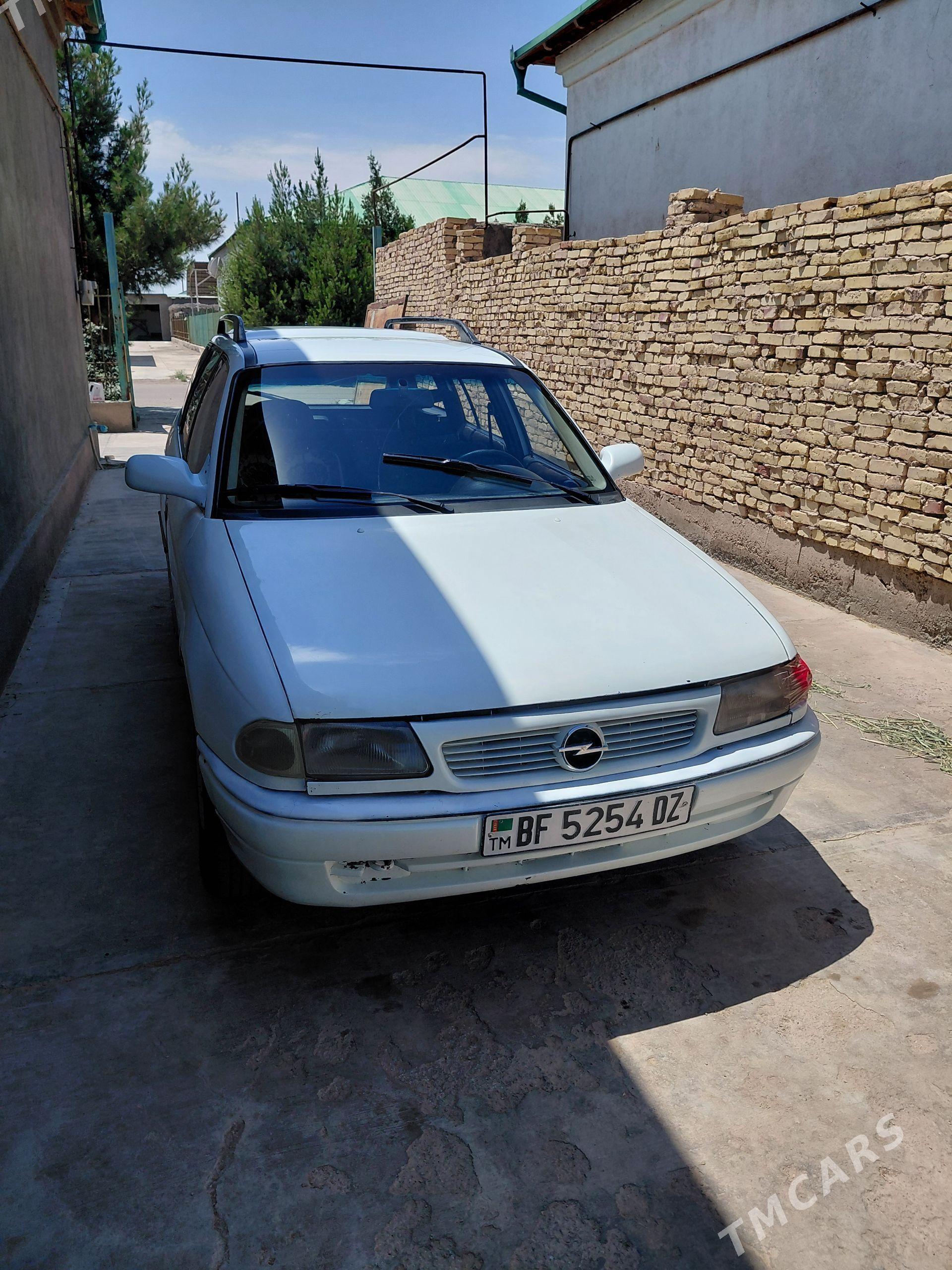 Opel Astra 1996 - 50 000 TMT - Дашогуз - img 1