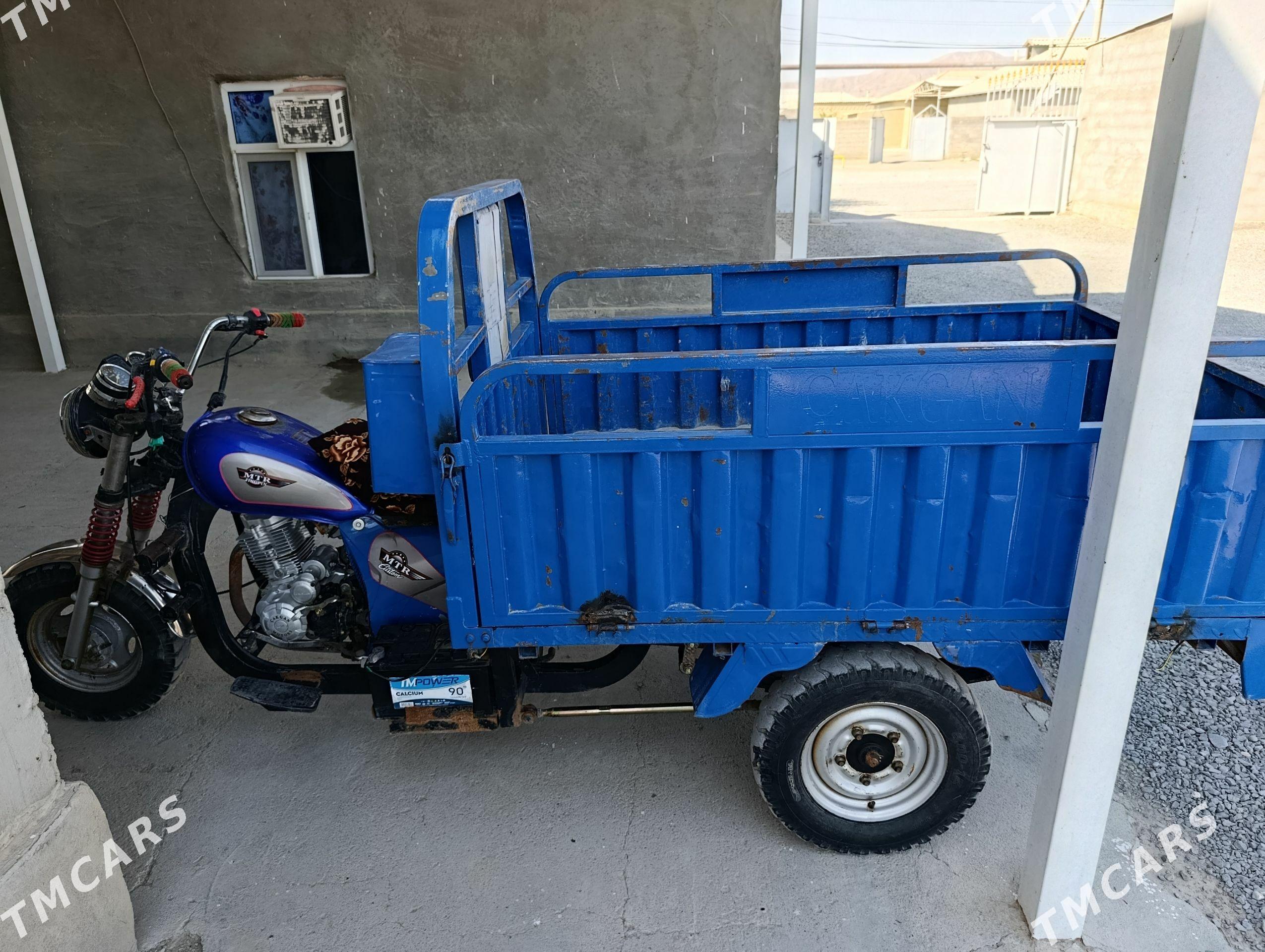 Fekon FK200-14G 2016 - 14 300 TMT - Bäherden - img 1