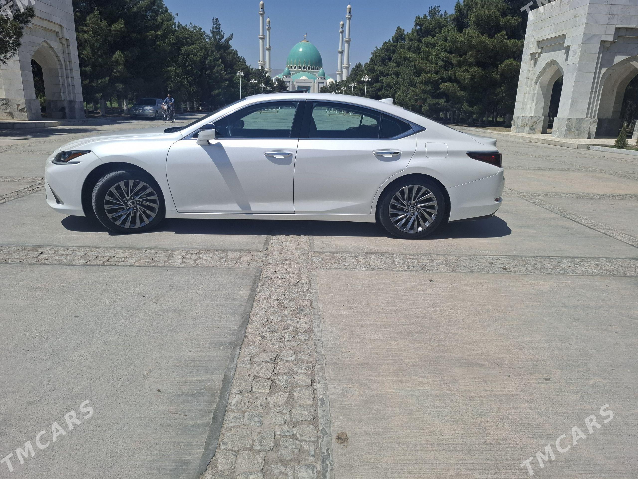 Lexus ES 2022 - 575 000 TMT - Гёкдепе - img 1