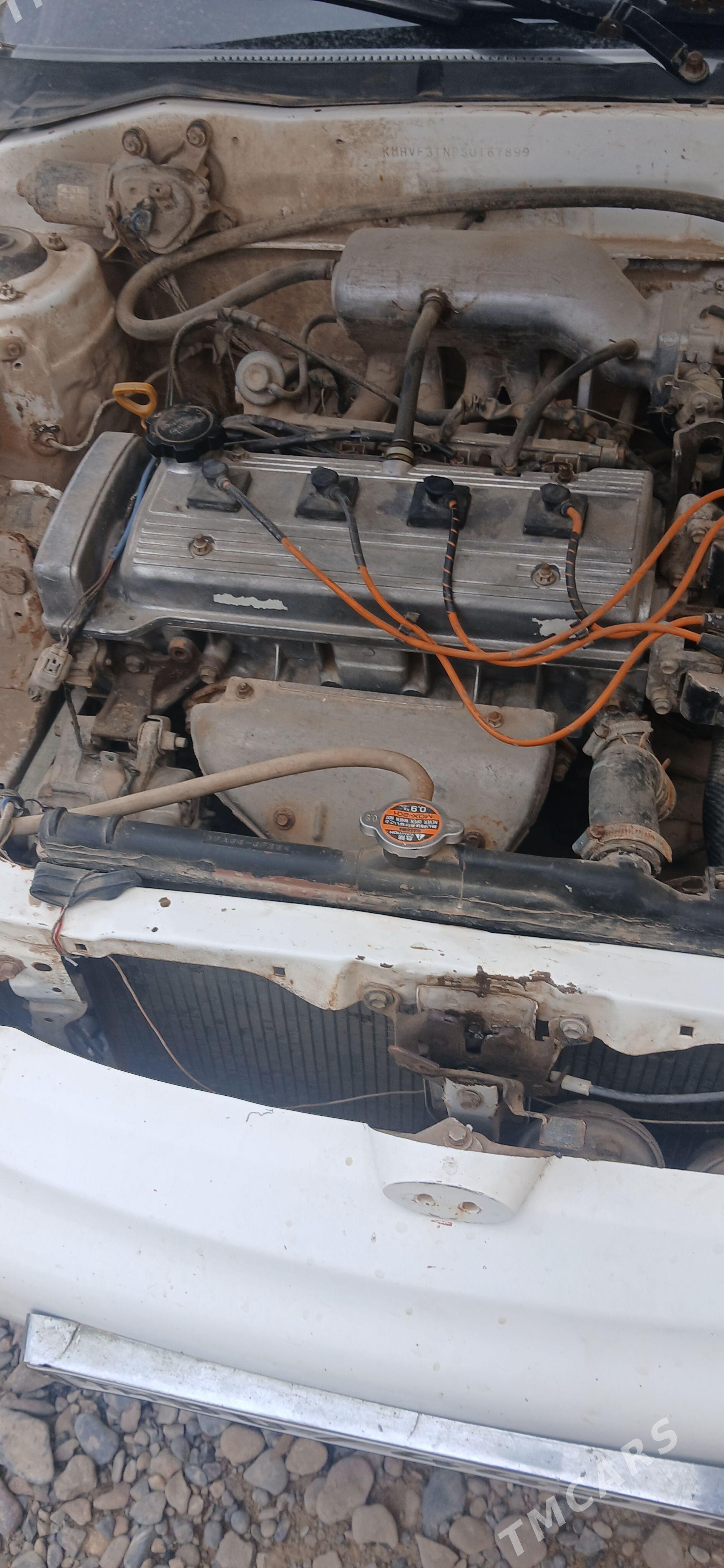 Toyota Corolla 1995 - 15 000 TMT - Мары - img 1