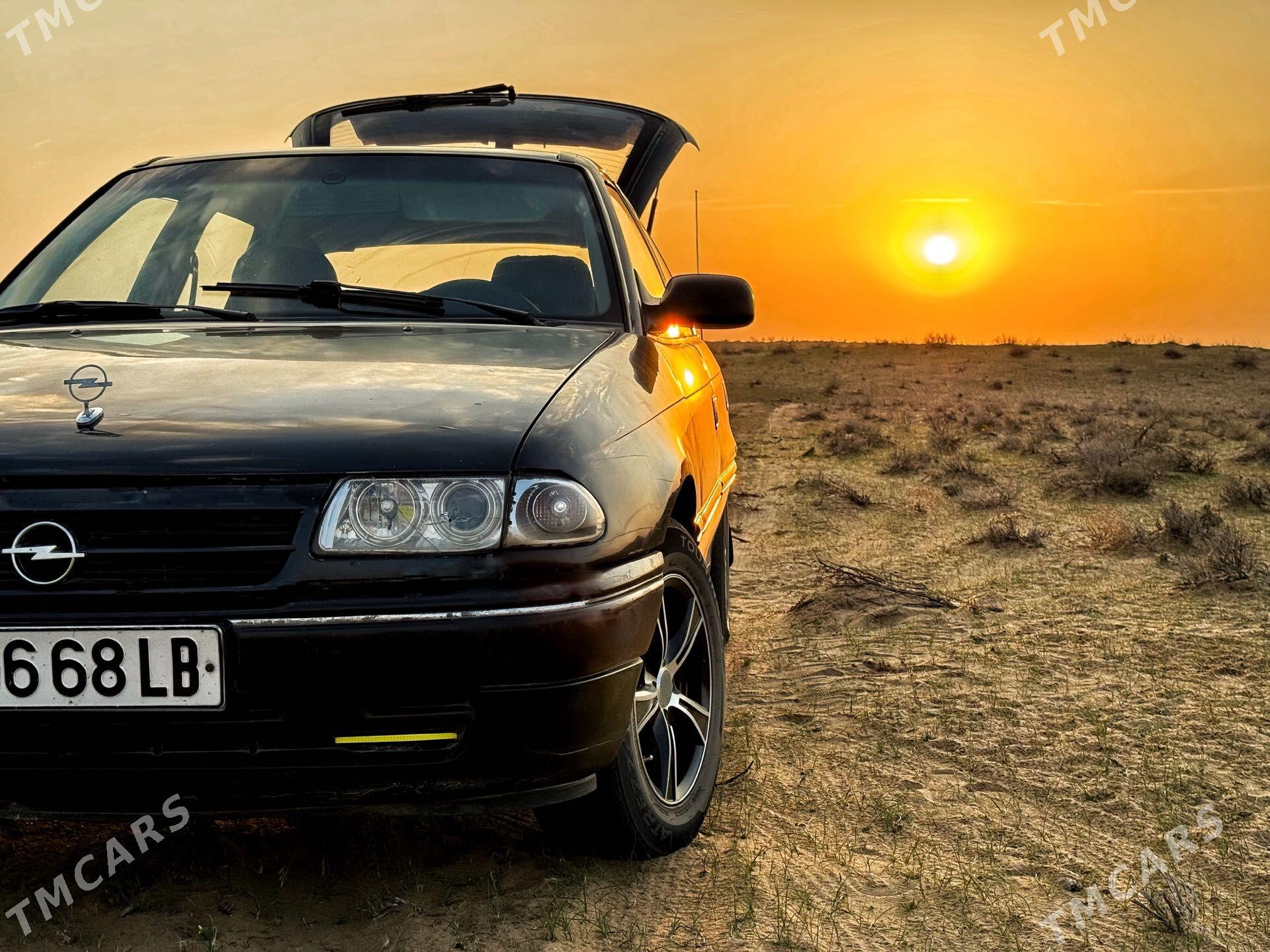 Opel Astra 1992 - 25 000 TMT - Gazojak - img 1