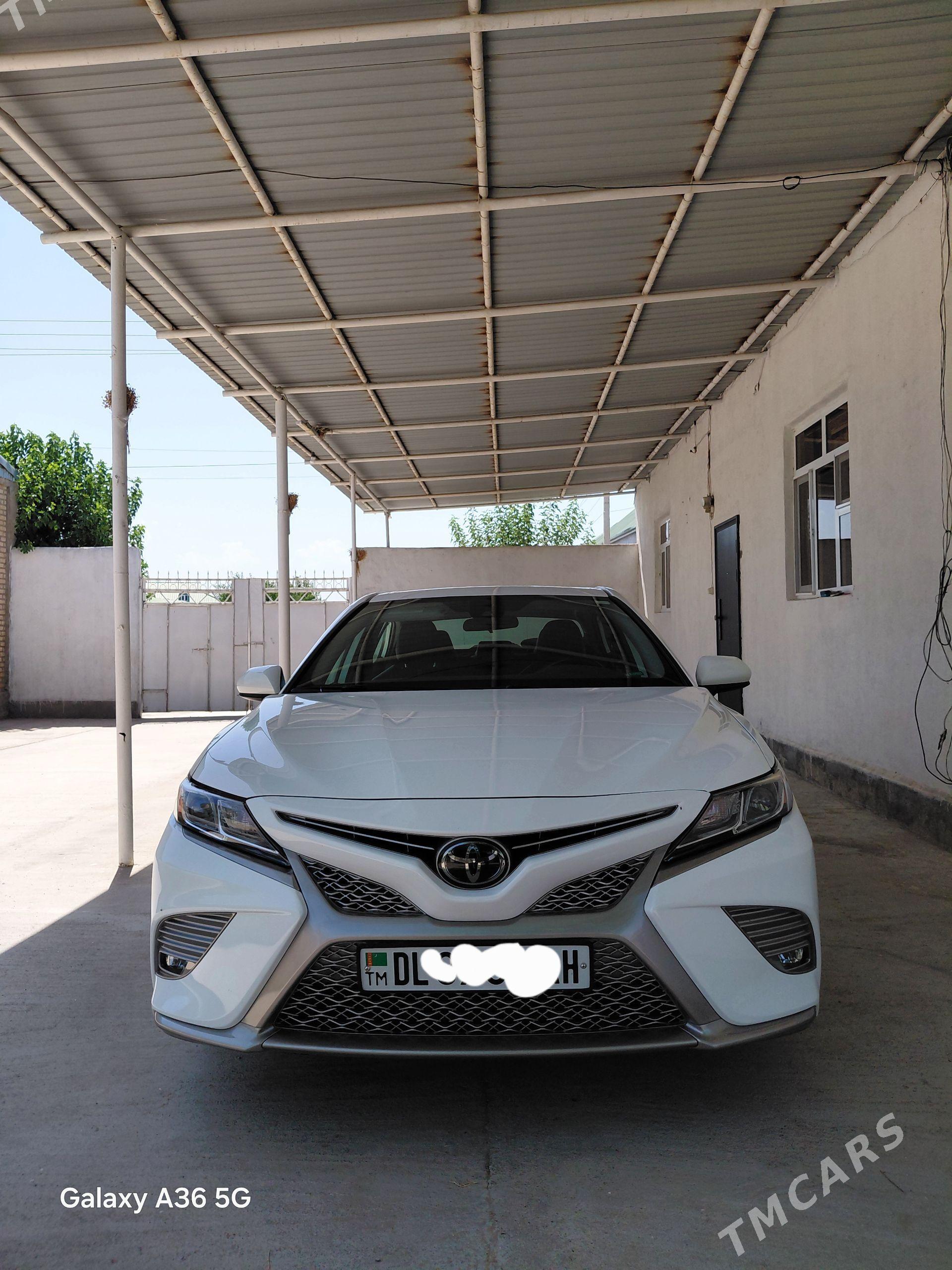Toyota Camry 2020 - 350 000 TMT - Чоганлы - img 1