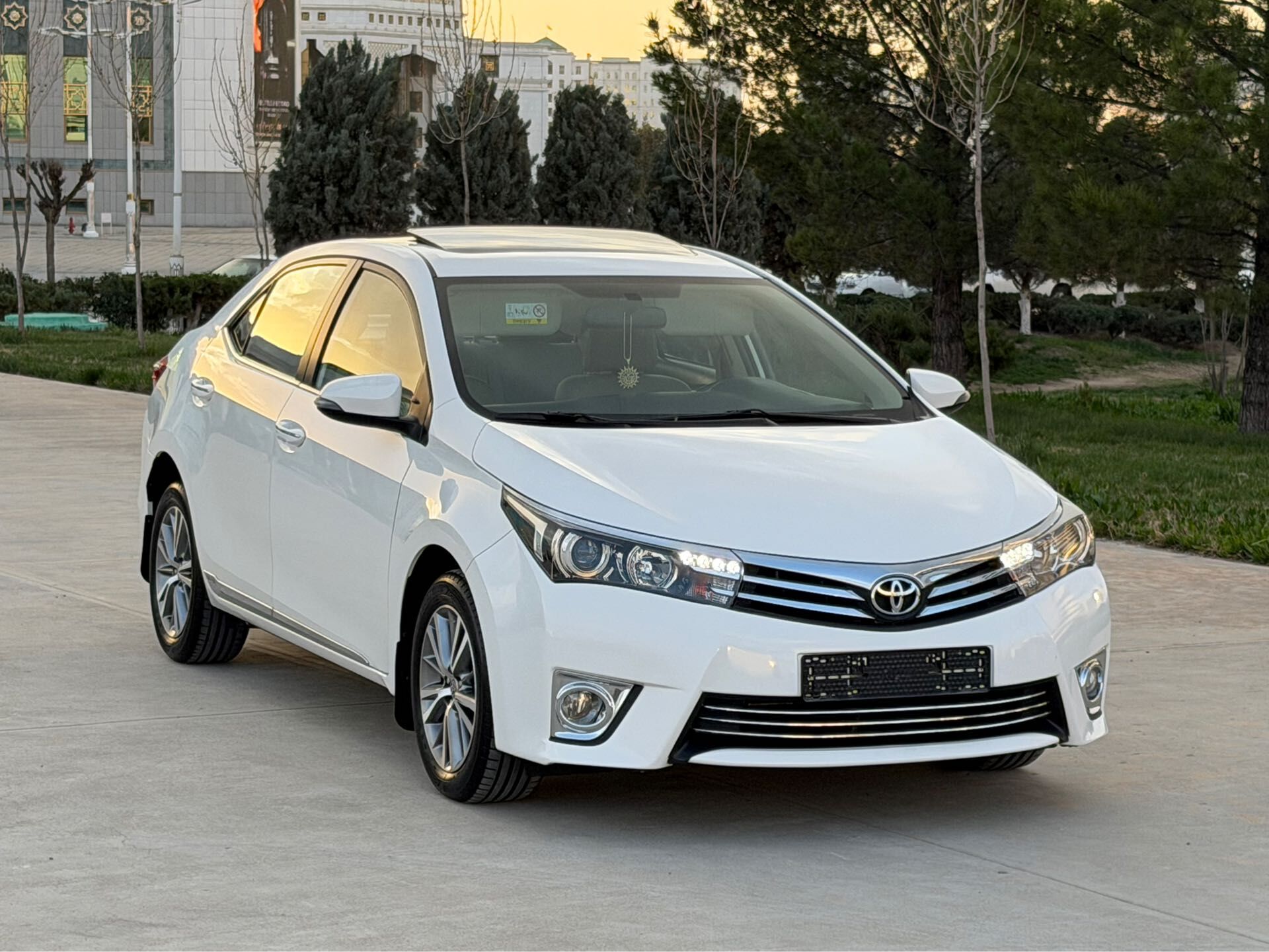 Toyota Corolla 2015 - 302 000 TMT - Ашхабад - img 1