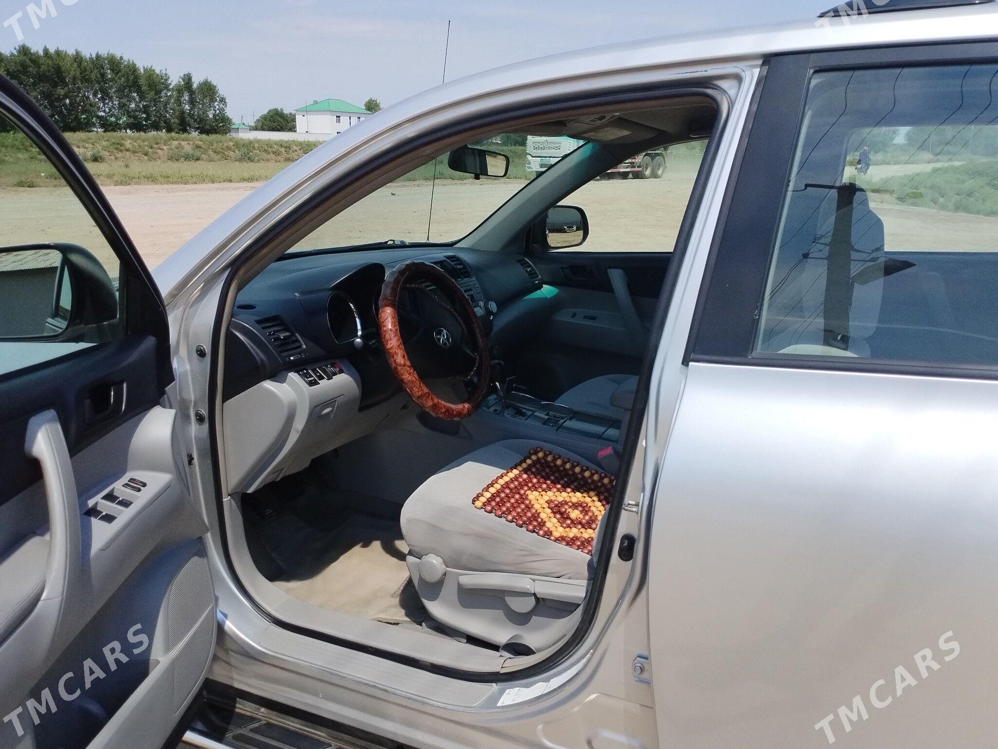 Toyota Highlander 2008 - 330 000 TMT - Кёнеургенч - img 1