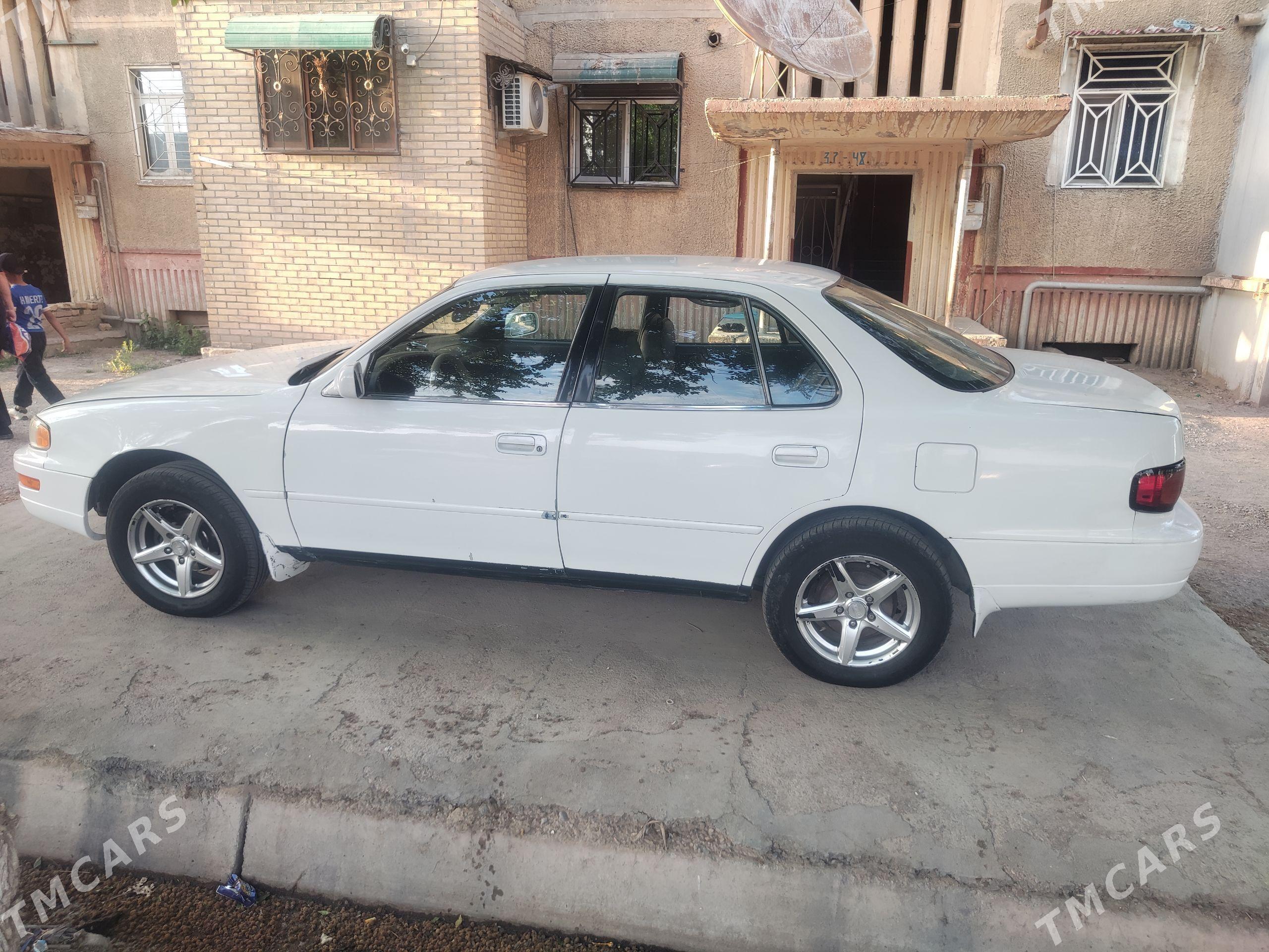 Toyota Camry 1995 - 100 000 TMT - Мары - img 1